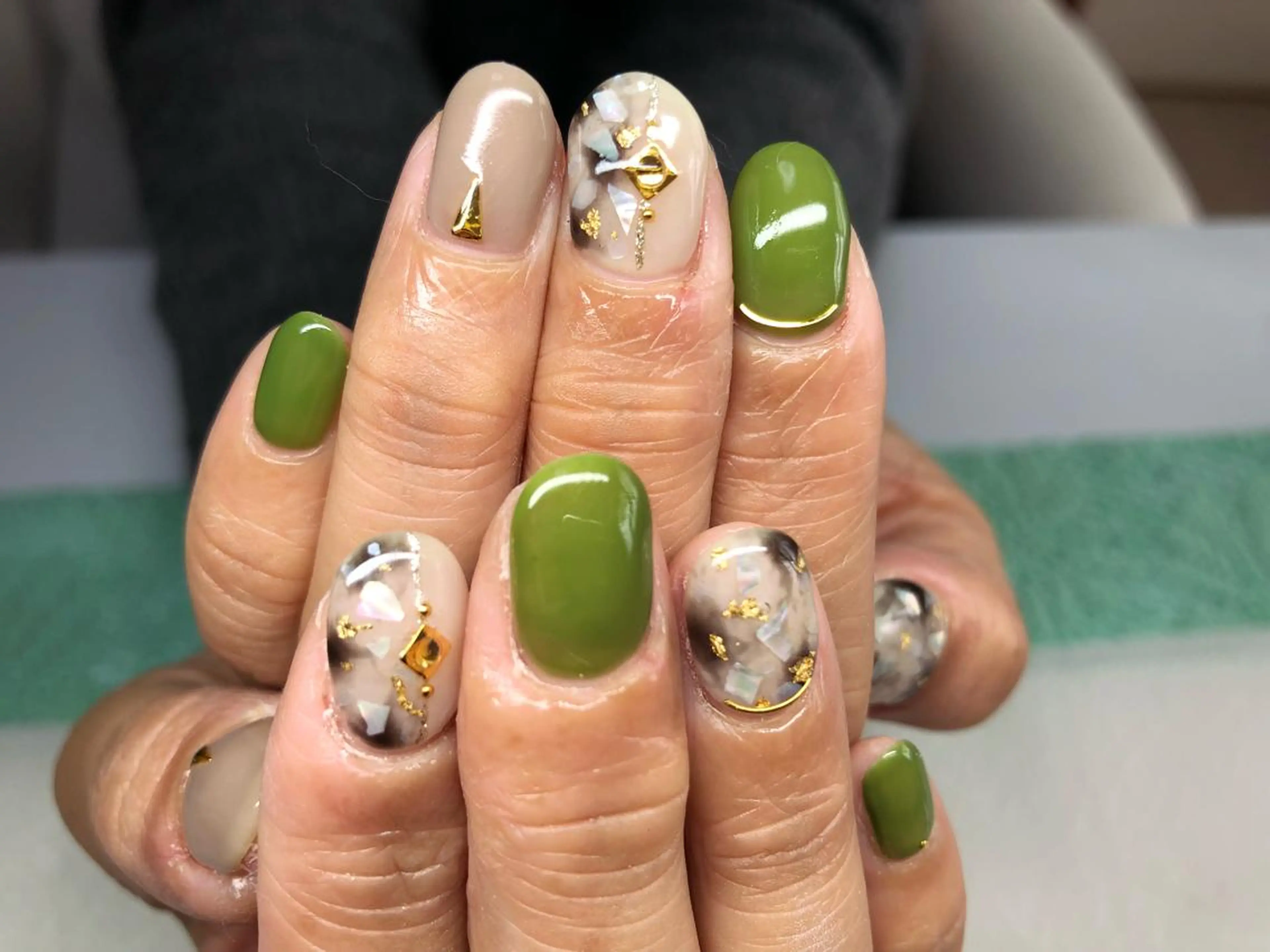 ネイル Li'leaNail AINAのネイルデザイン