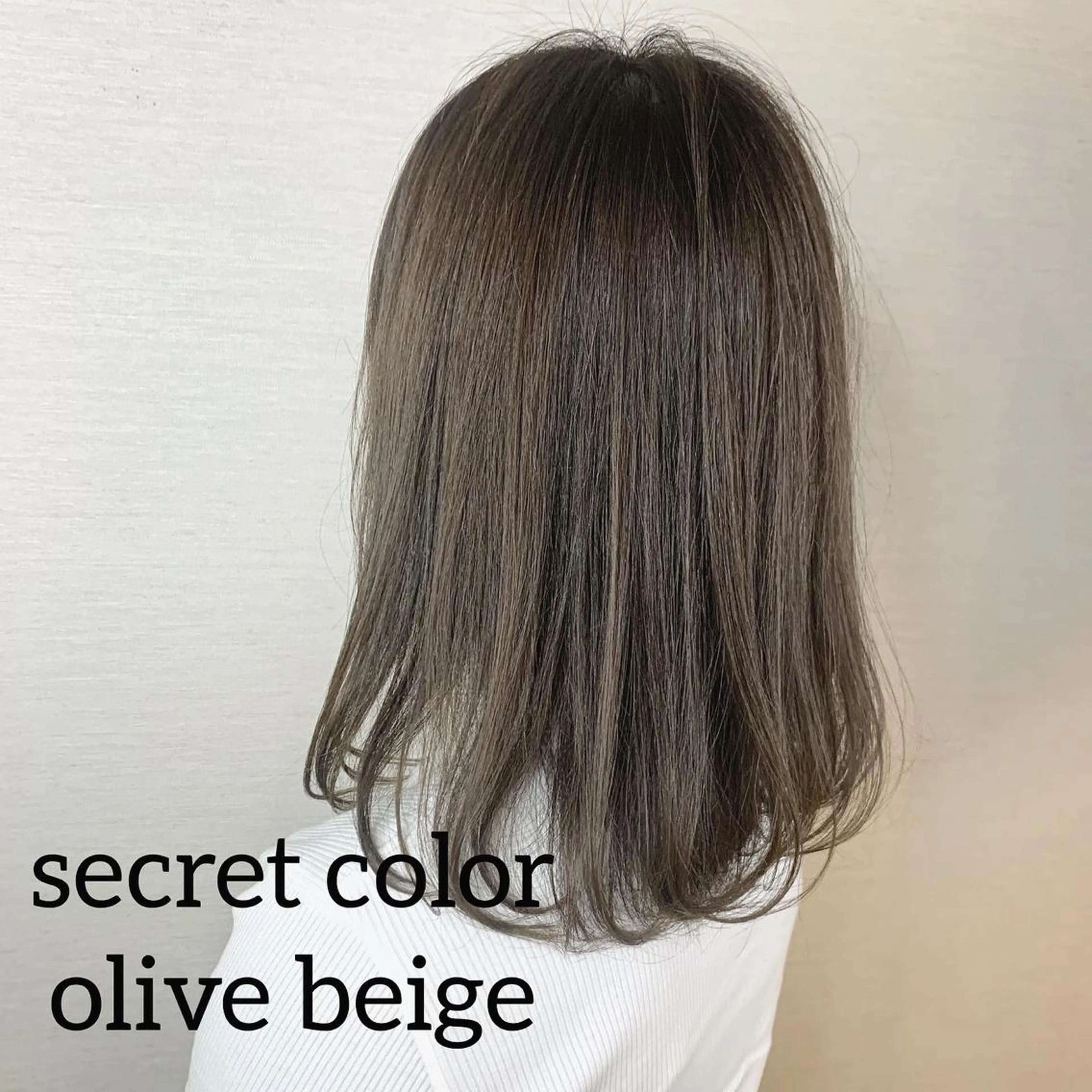 ミディアム ブリーチカラー💛 石川慧南のヘアスタイル