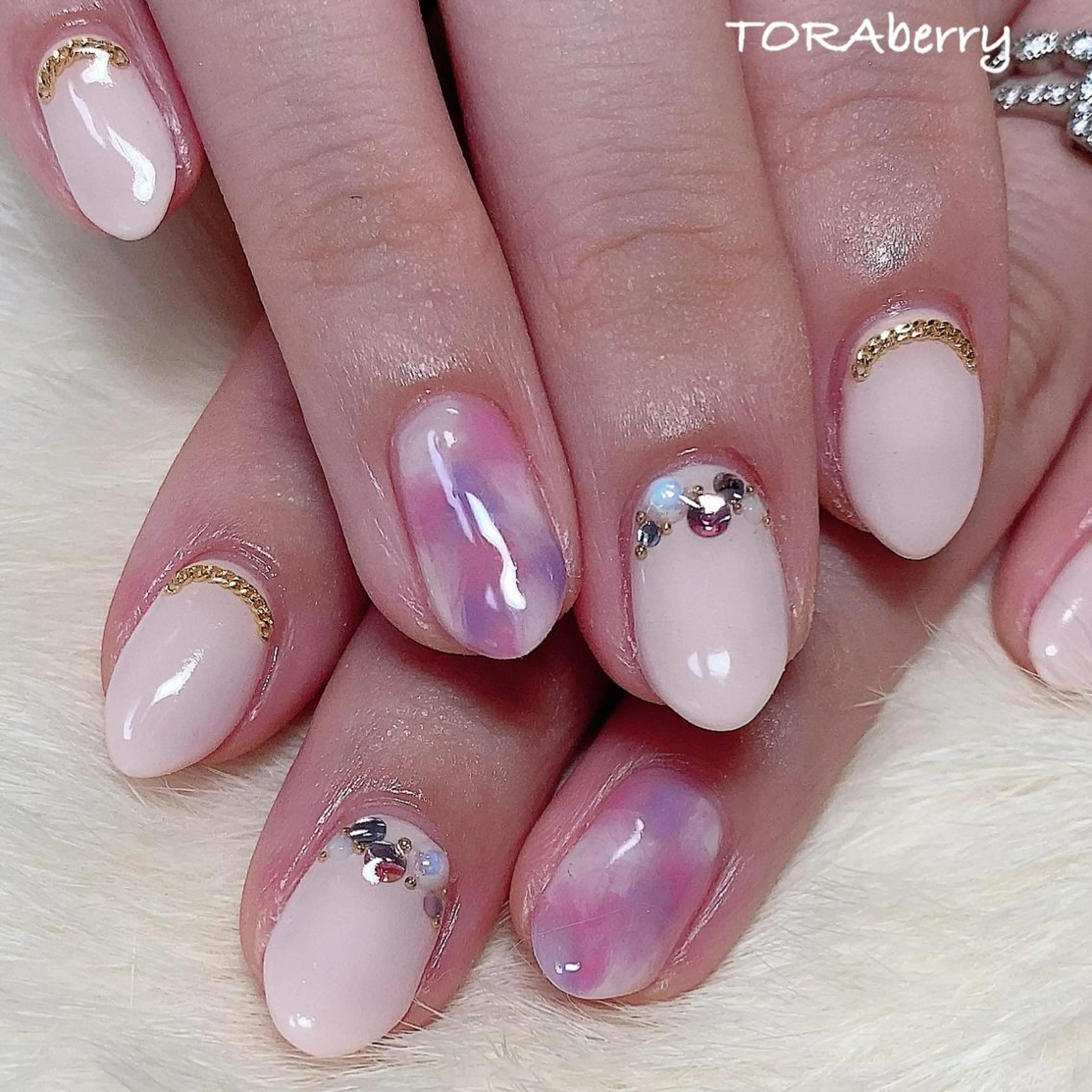 ネイル ハンドネイル ネイリスト なつみのネイルデザイン