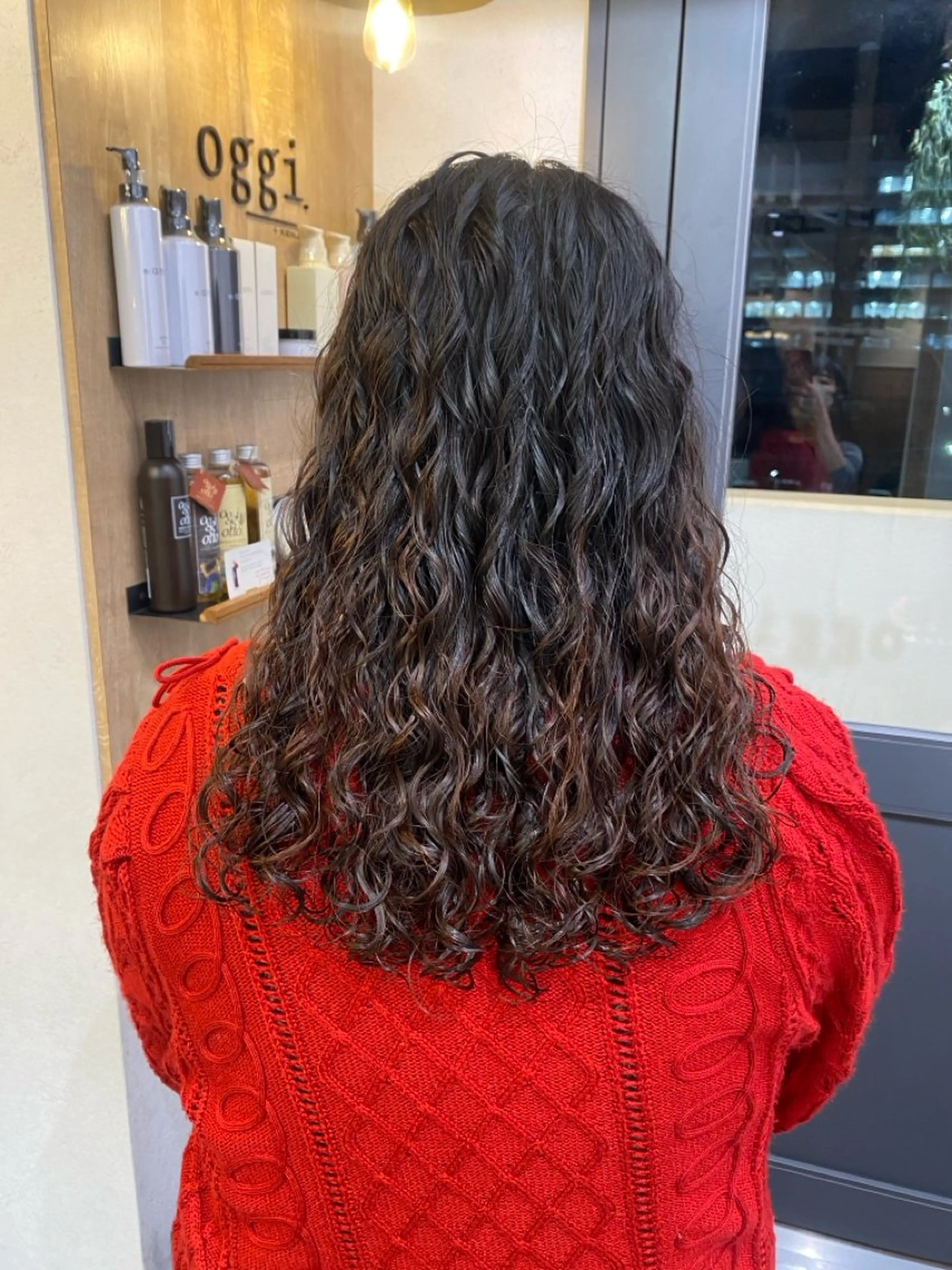 ロング パーマ 🖤🌀くるくる パーマ🌀🖤ayaのヘアスタイル