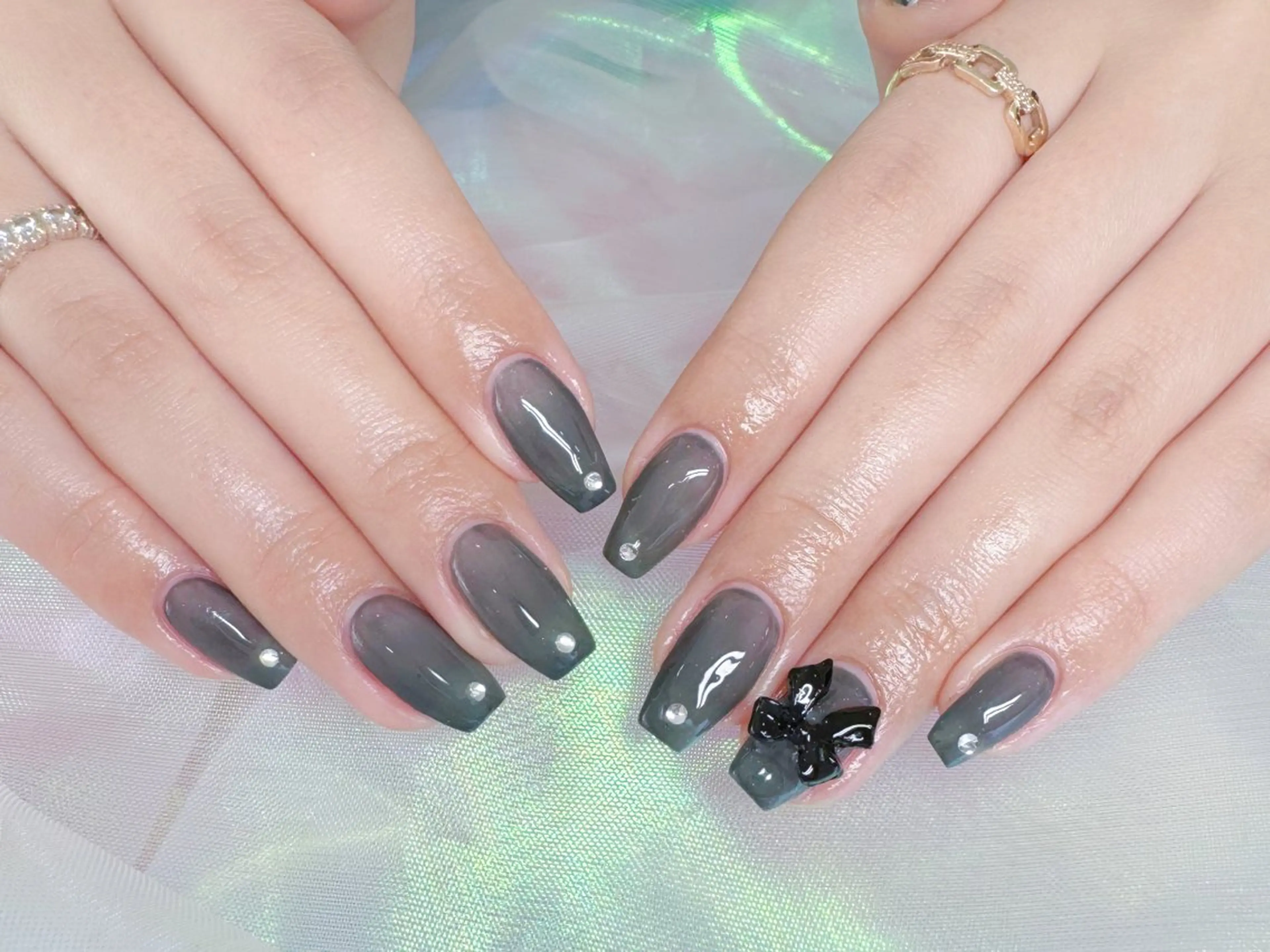 ネイル オーロラネイル フレンチネイル 韓国ネイル スカルプネイル 春ネイル H'ami  nail salon所属・hami nailのネイルデザイン