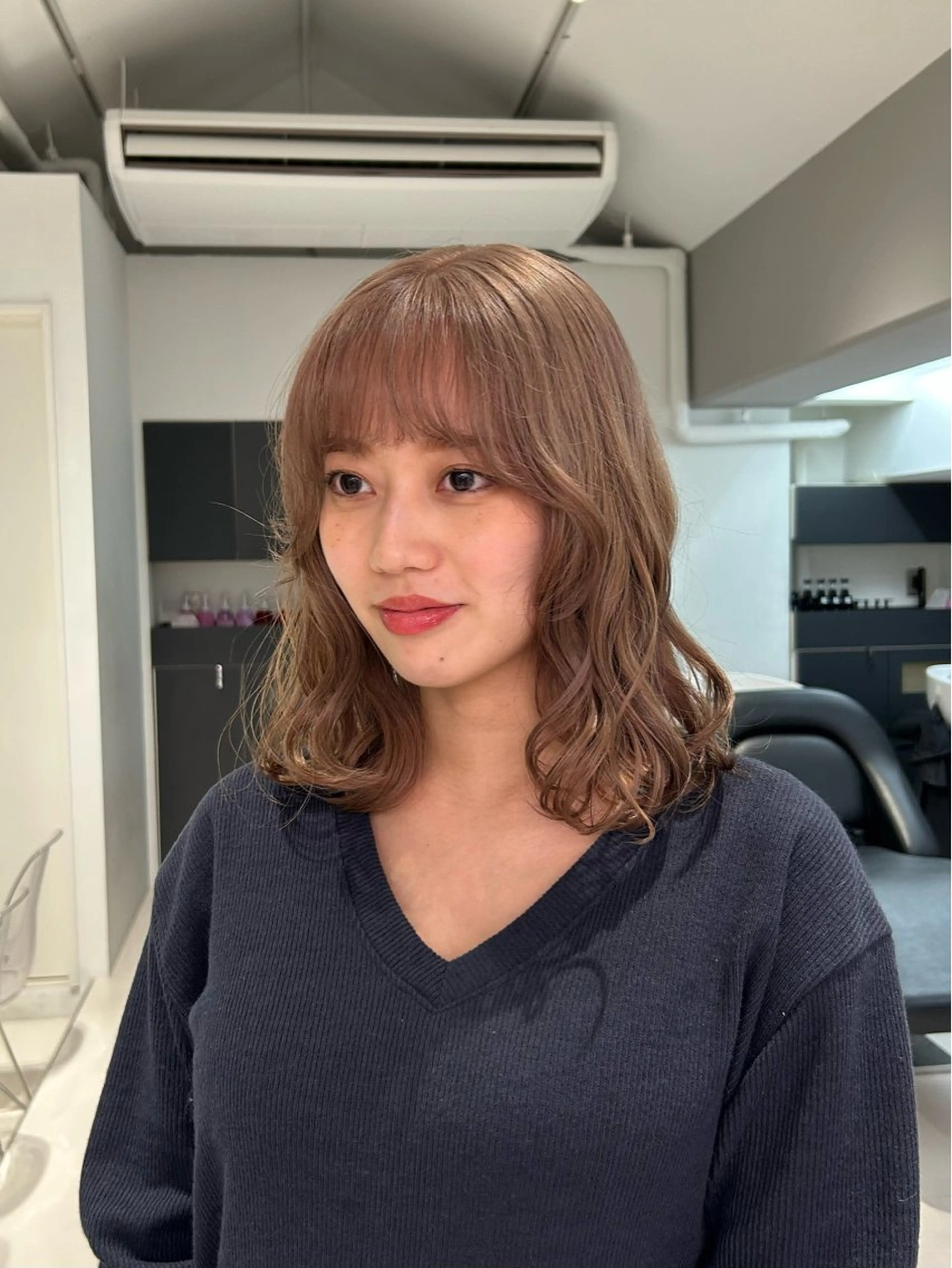 ミディアム カラー ヘアカラー トリートメント moeka 表参道のヘアスタイル
