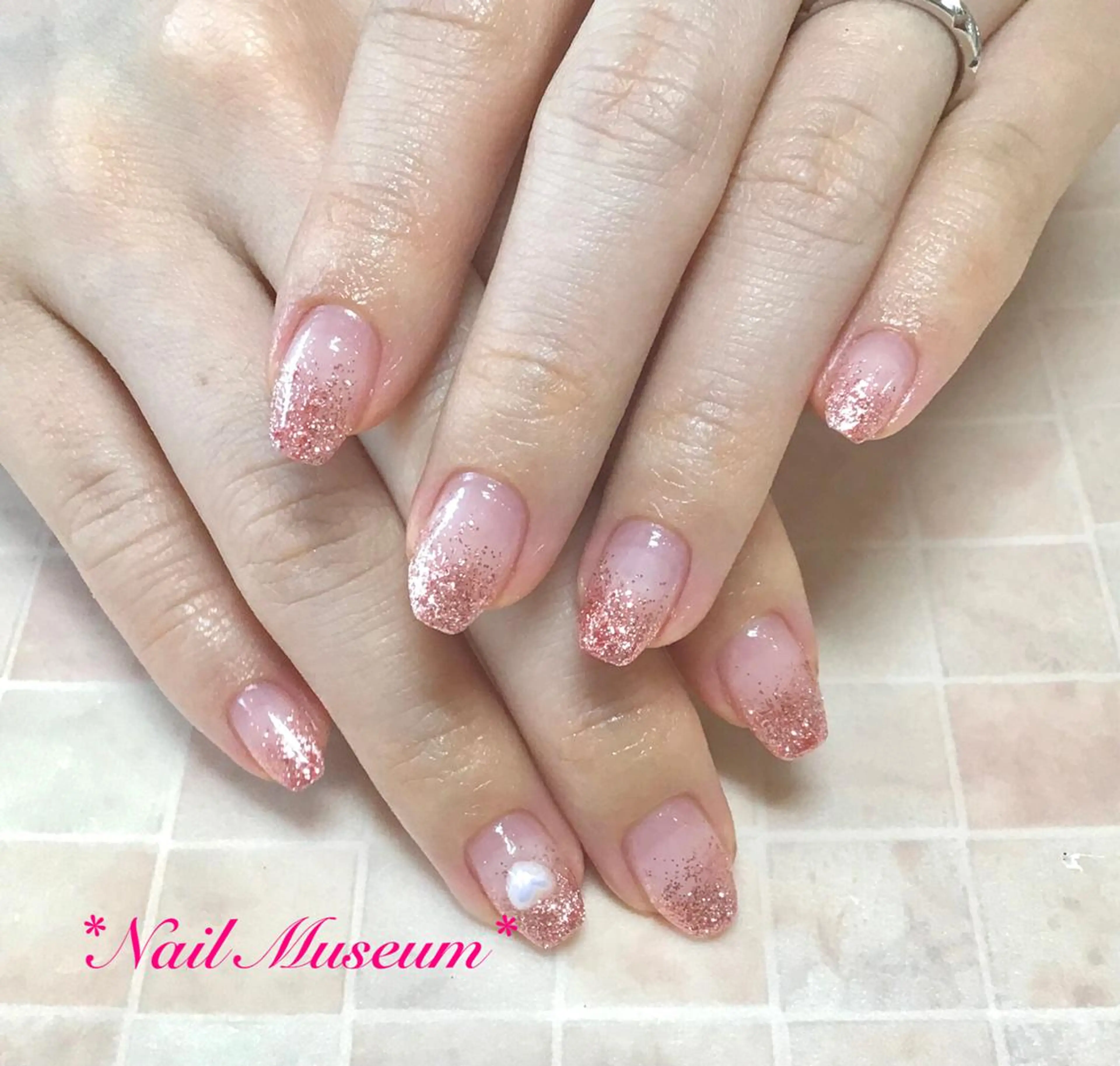 ネイル アートネイル フットネイル フレンチネイル ジェルネイル グラデーション マグネットネイル💛 Hayakawaのネイルデザイン