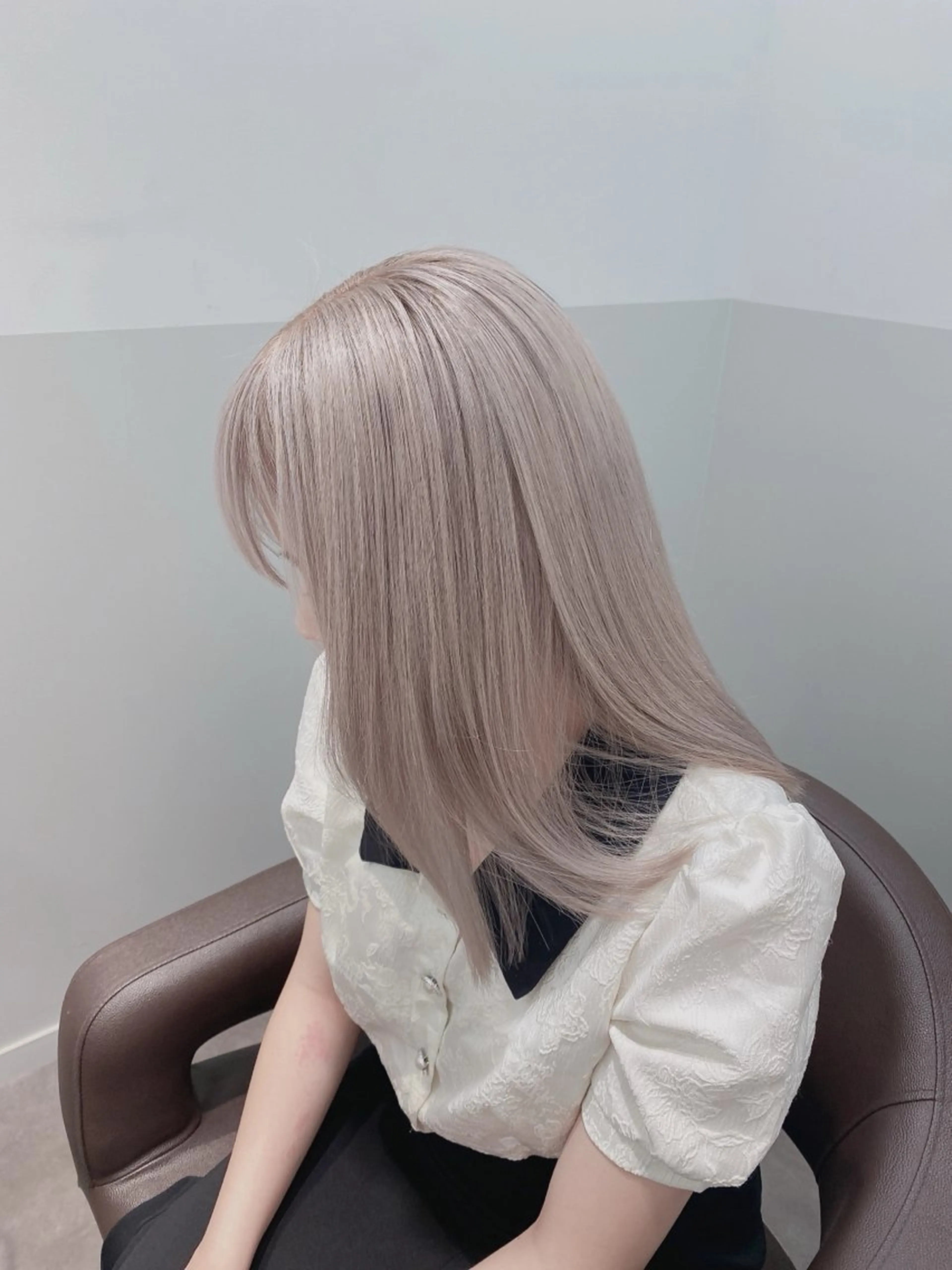 ミディアム カラー ヘアアレンジ メンズ ヘアカラー トリートメント SALOWIN所属・ハイトーン美容師 MASATOのヘアスタイル