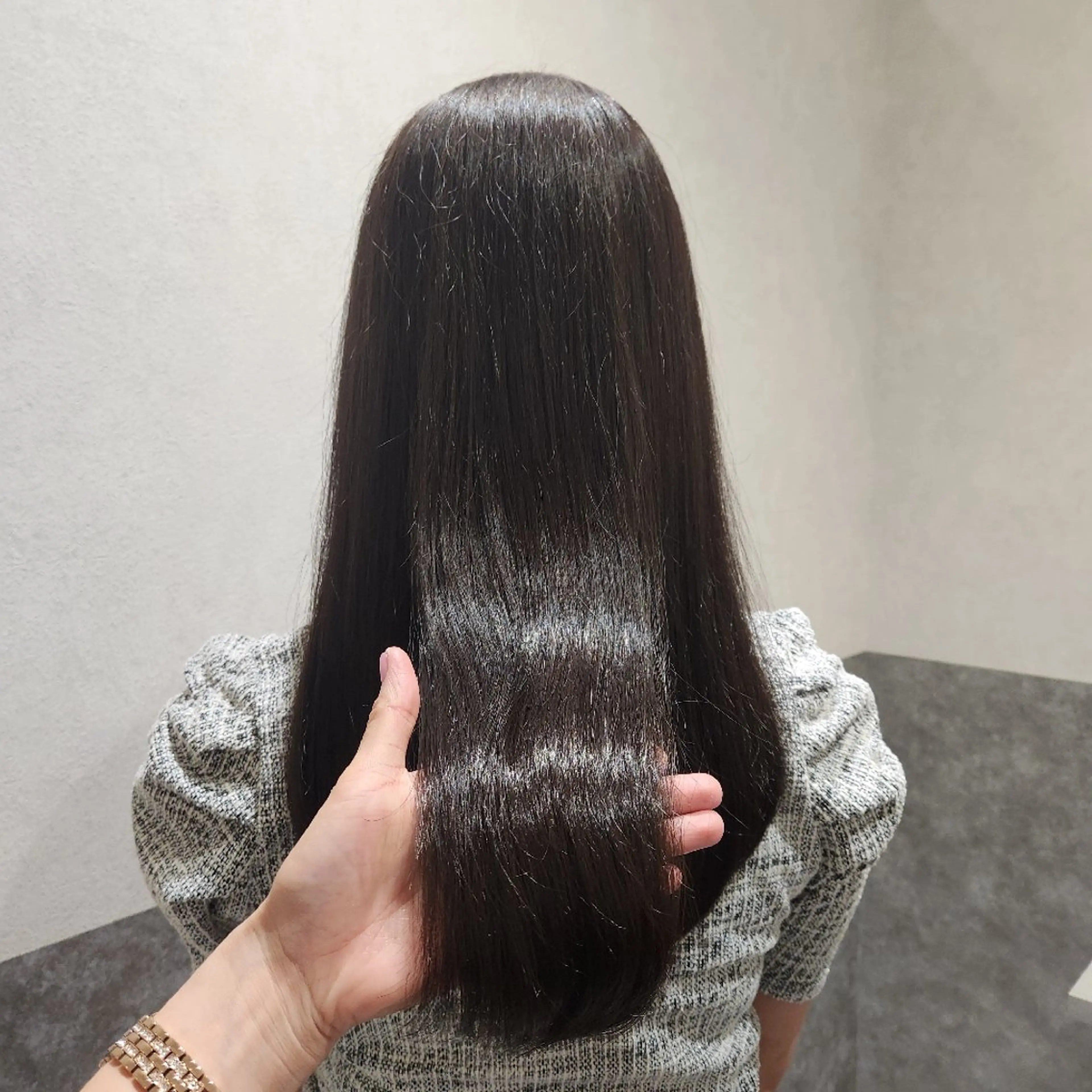 セミロング カラー O.hair designers所属・シールエクステ🎀 ホシノ🕒ユウカのヘアスタイル