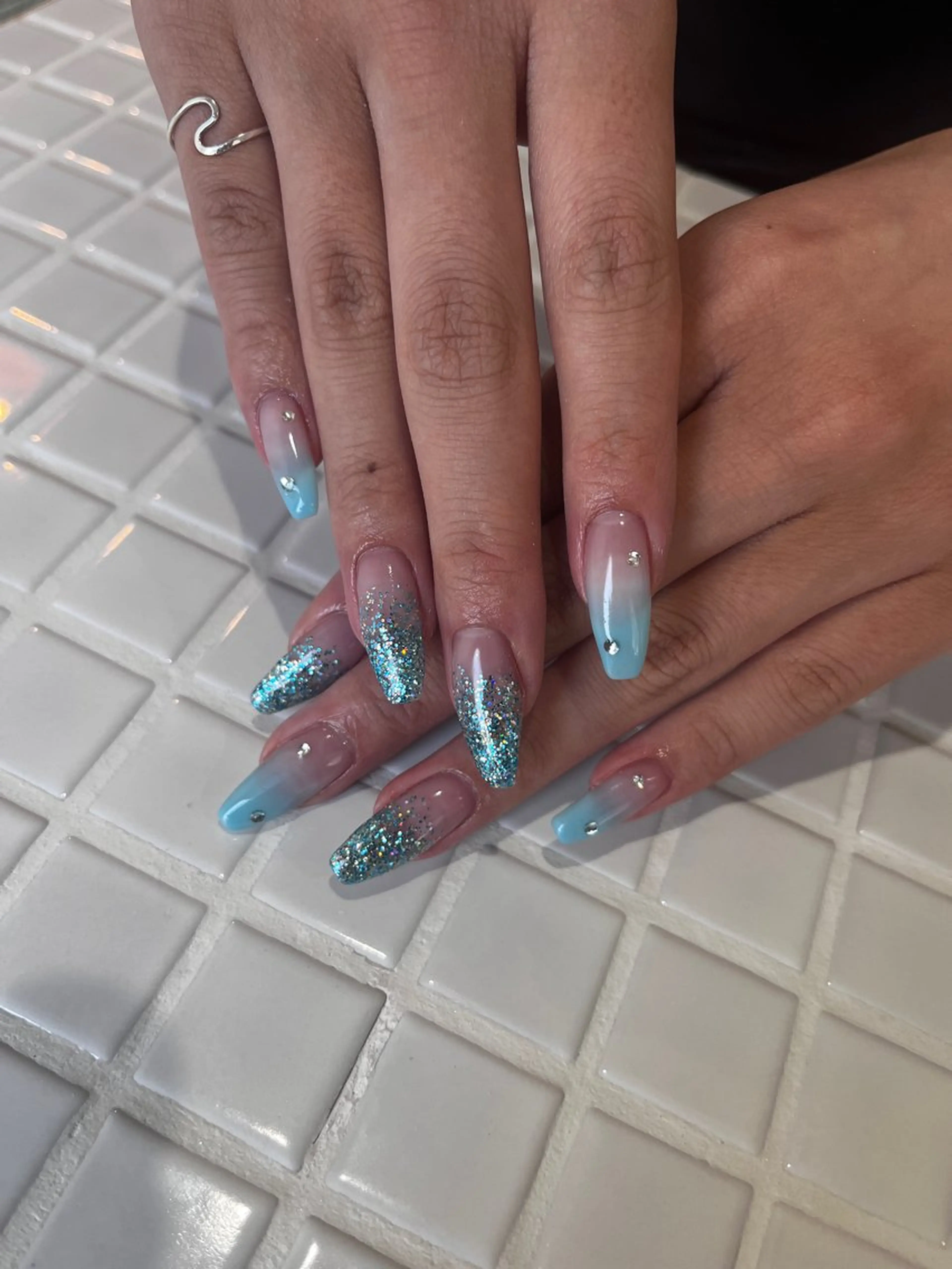 ネイル ハンドネイル 深井 文音のネイルデザイン