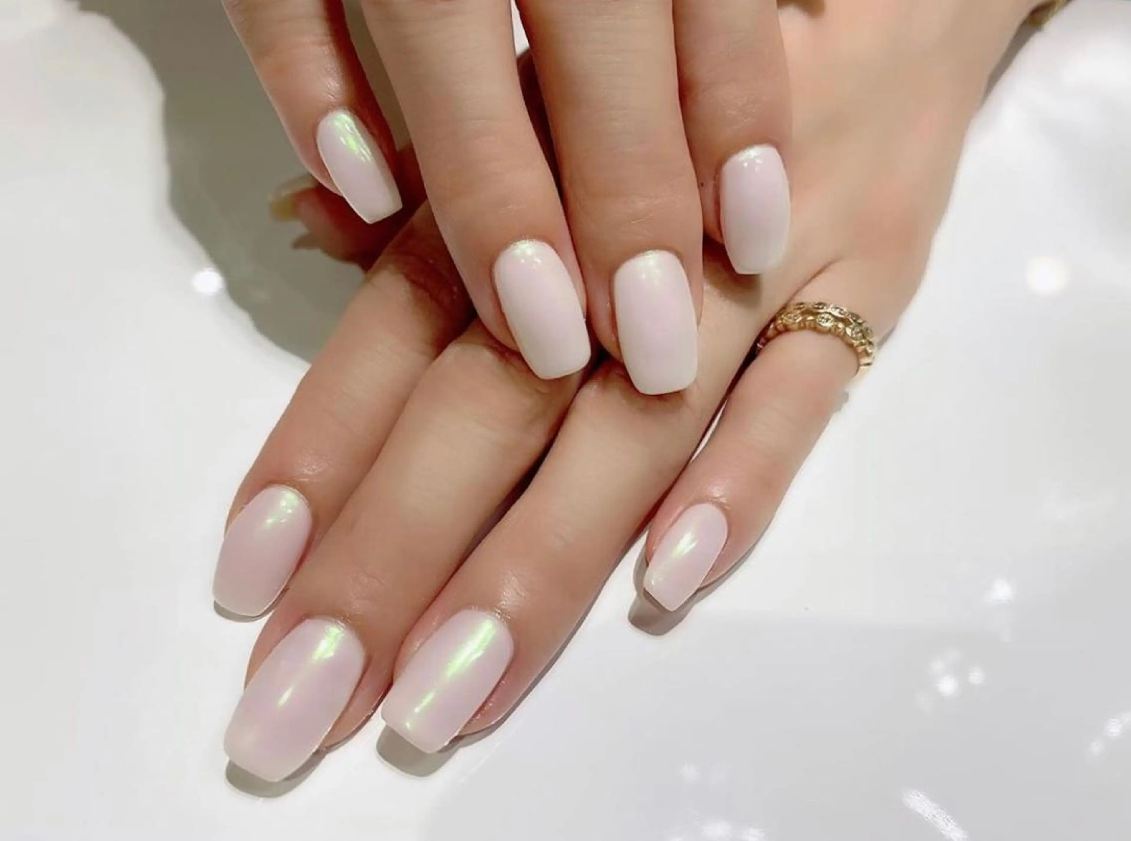 ネイル ミラーネイル 閨匠ビューティサロン 新橋店♡Ellieのネイルデザイン