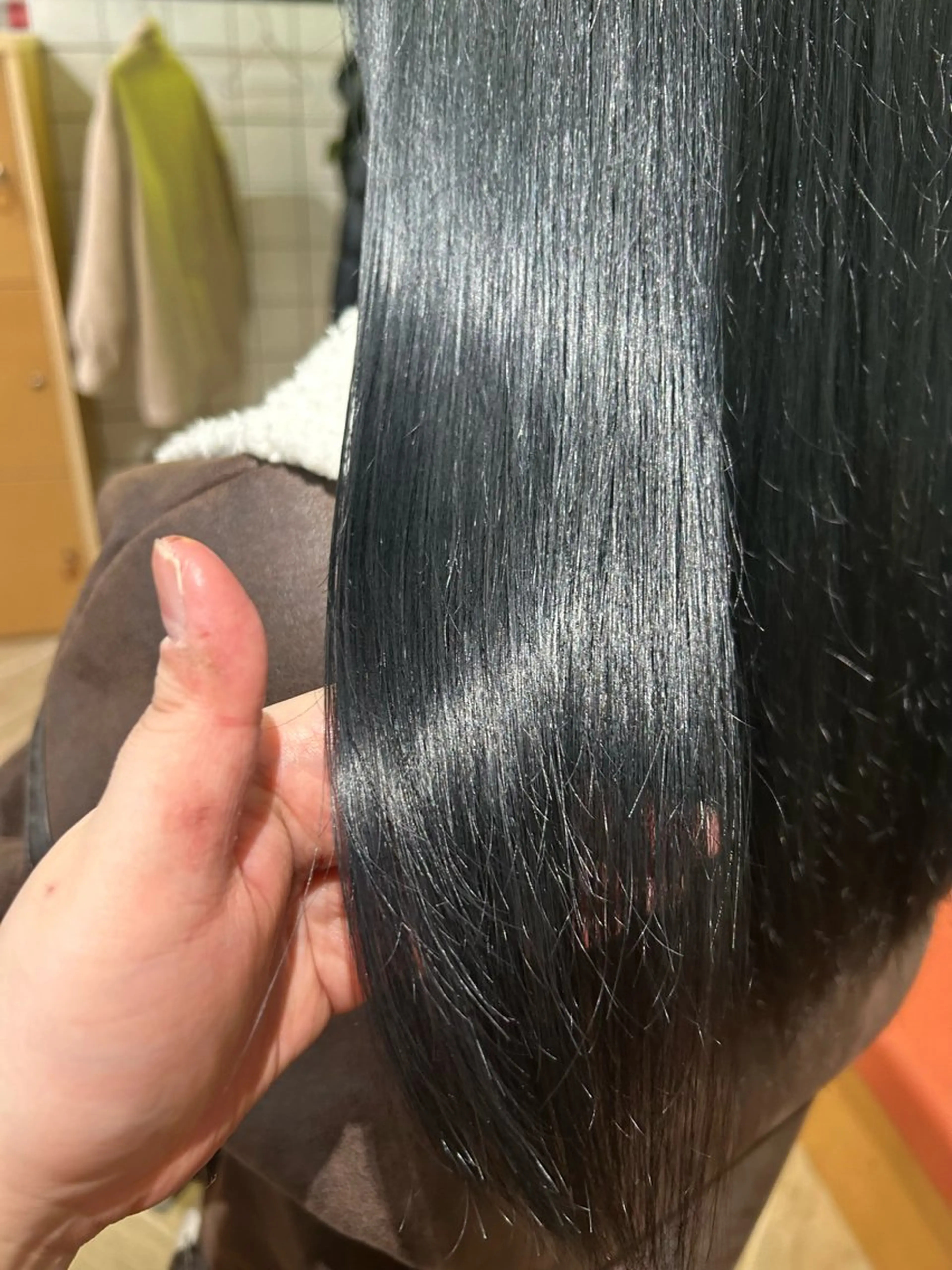 ロング カラー ヘアカラー ベージュ/ダブルカラ ー/新潟駅/青柳萌果のヘアスタイル