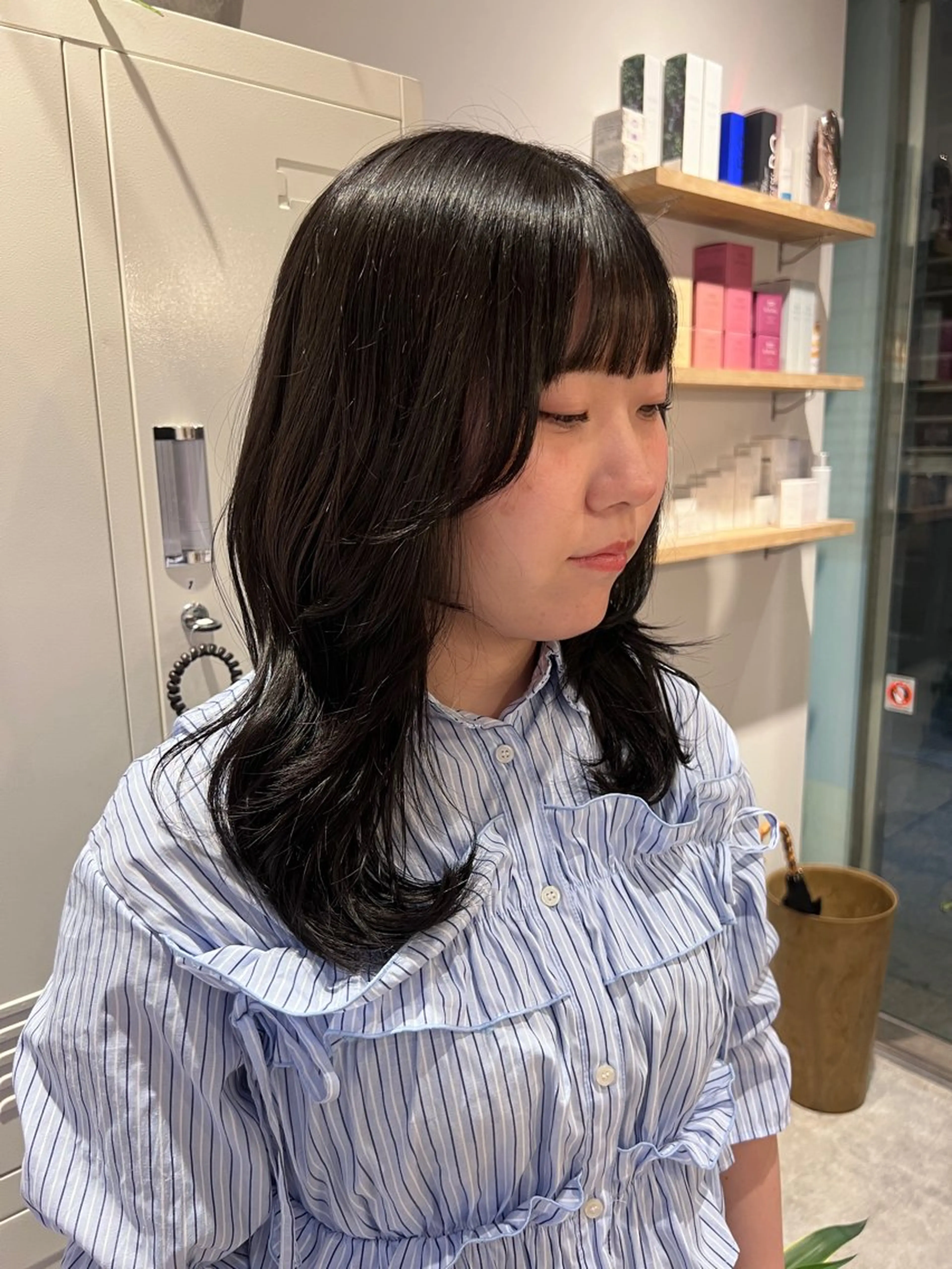 セミロング レイヤーカット 🫧三浦 未流/ ボブ/イヤリングのヘアスタイル