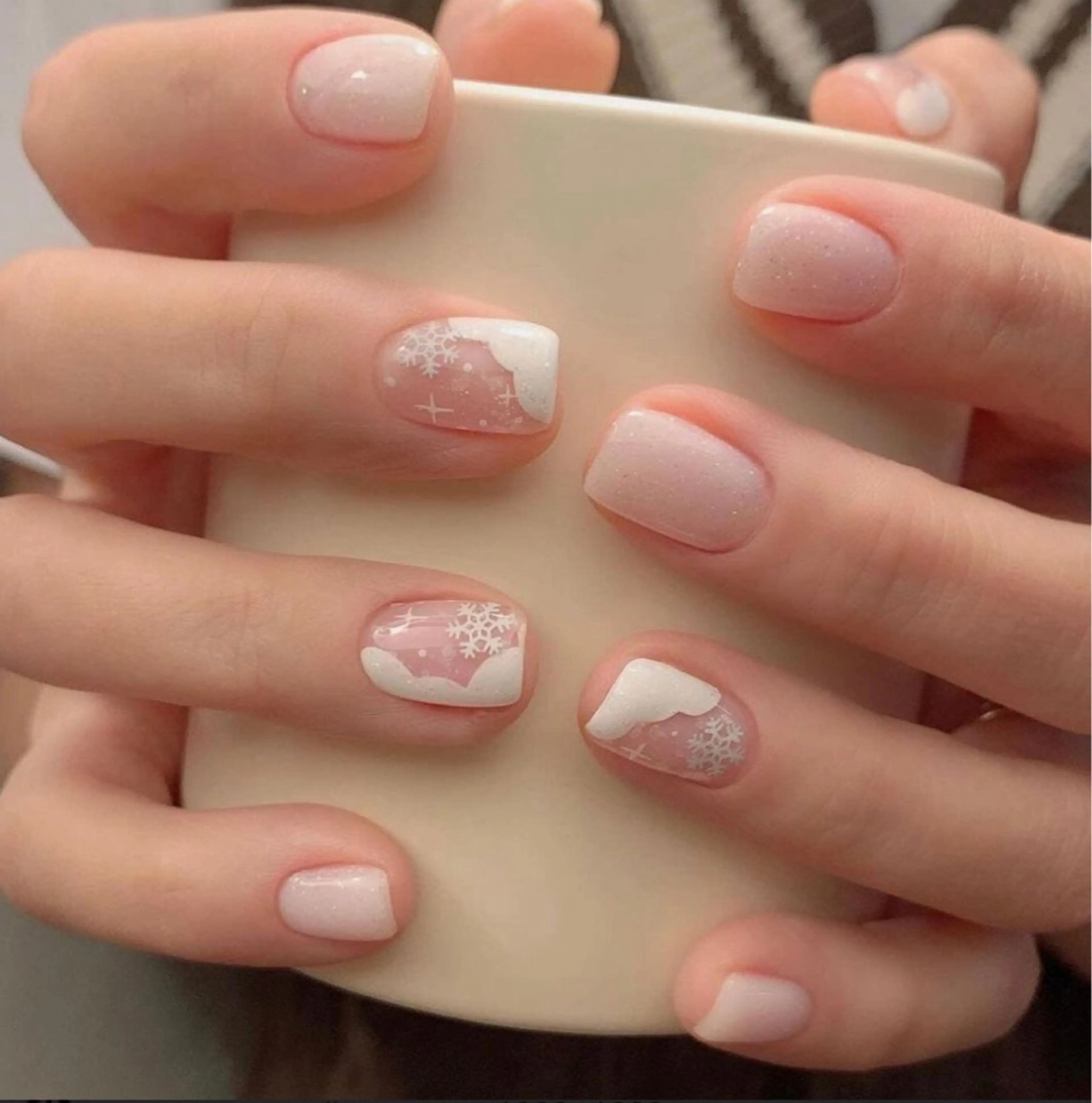 ネイル ハンドネイル ゲン レイカのネイルデザイン