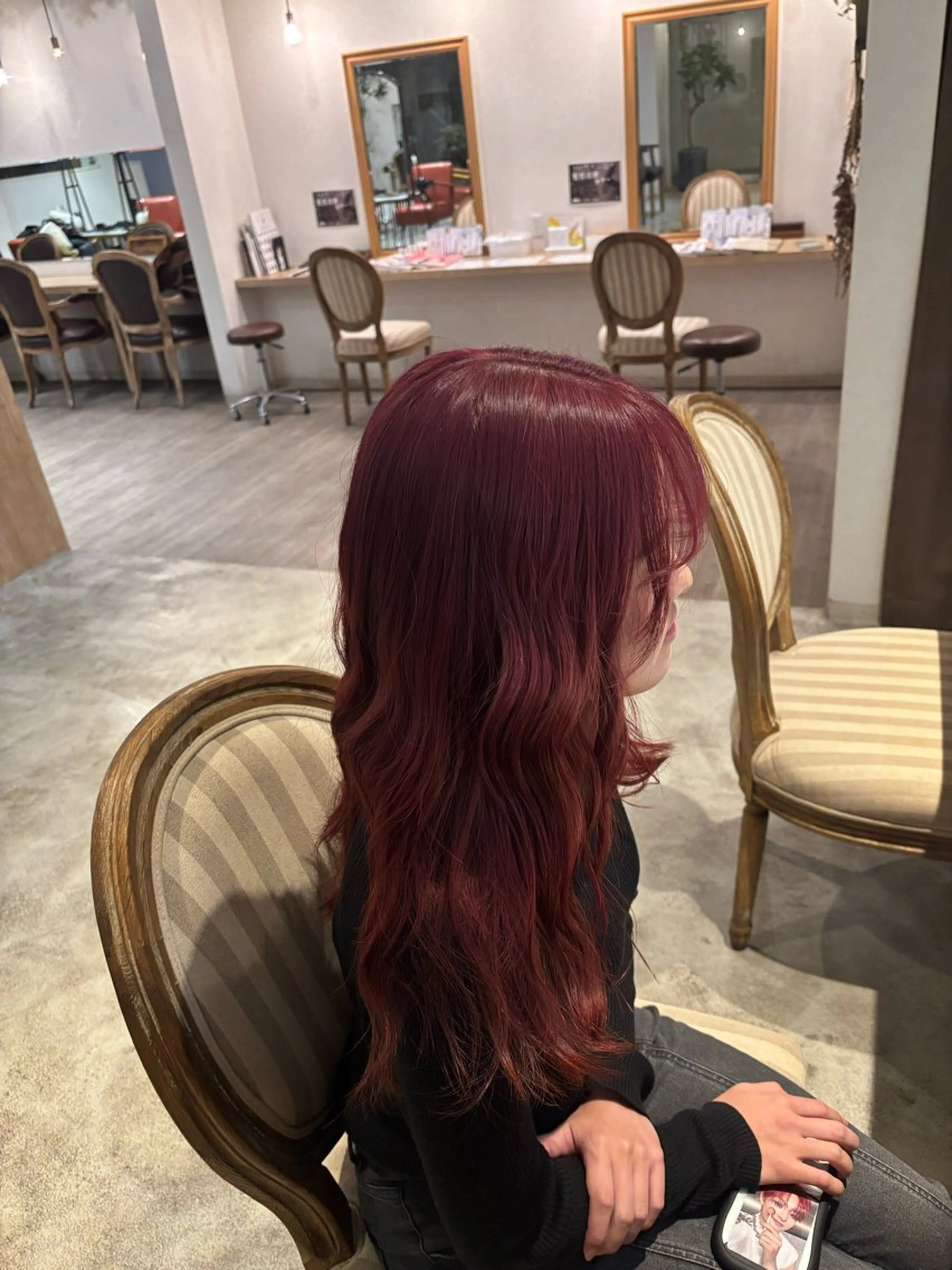 ロング 河田 綺香のヘアスタイル