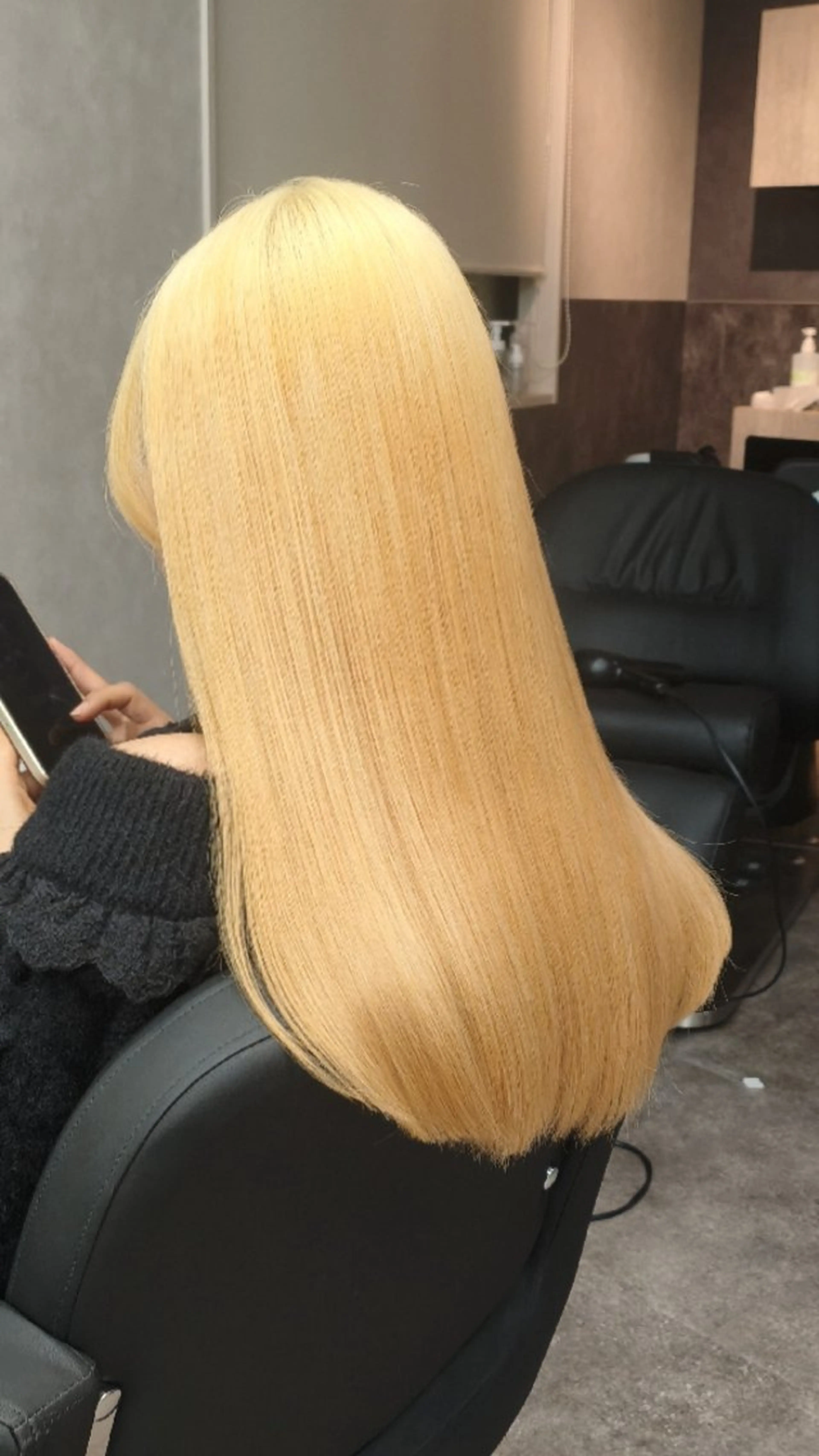 ロング ヘアカラー たつや/ハイトーン/ バレイヤージュ/寒色のヘアスタイル