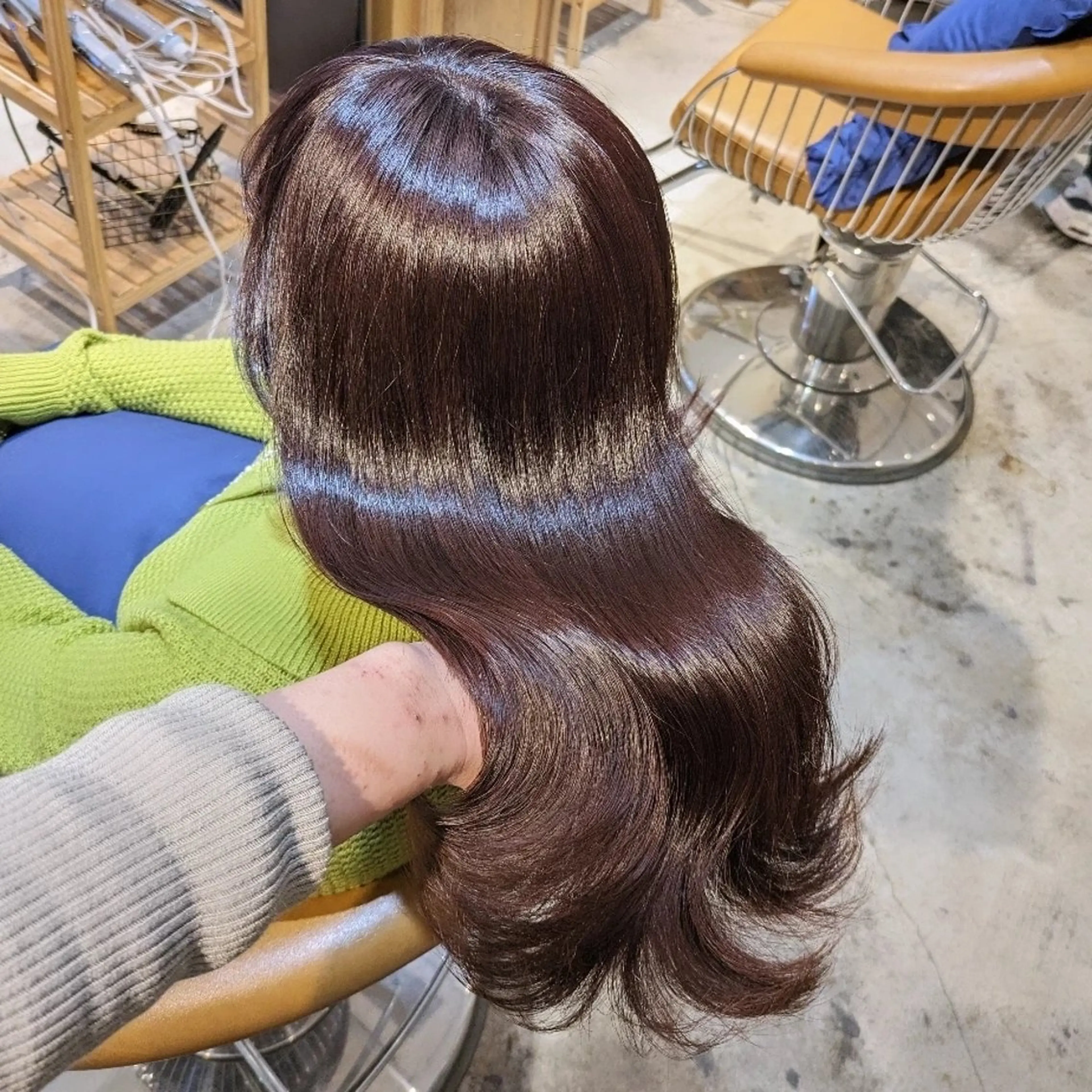 セミロング カット ヘアカラー トリートメント ヘアセット 縮毛矯正/レイヤー 💎やまもとちひろのヘアスタイル