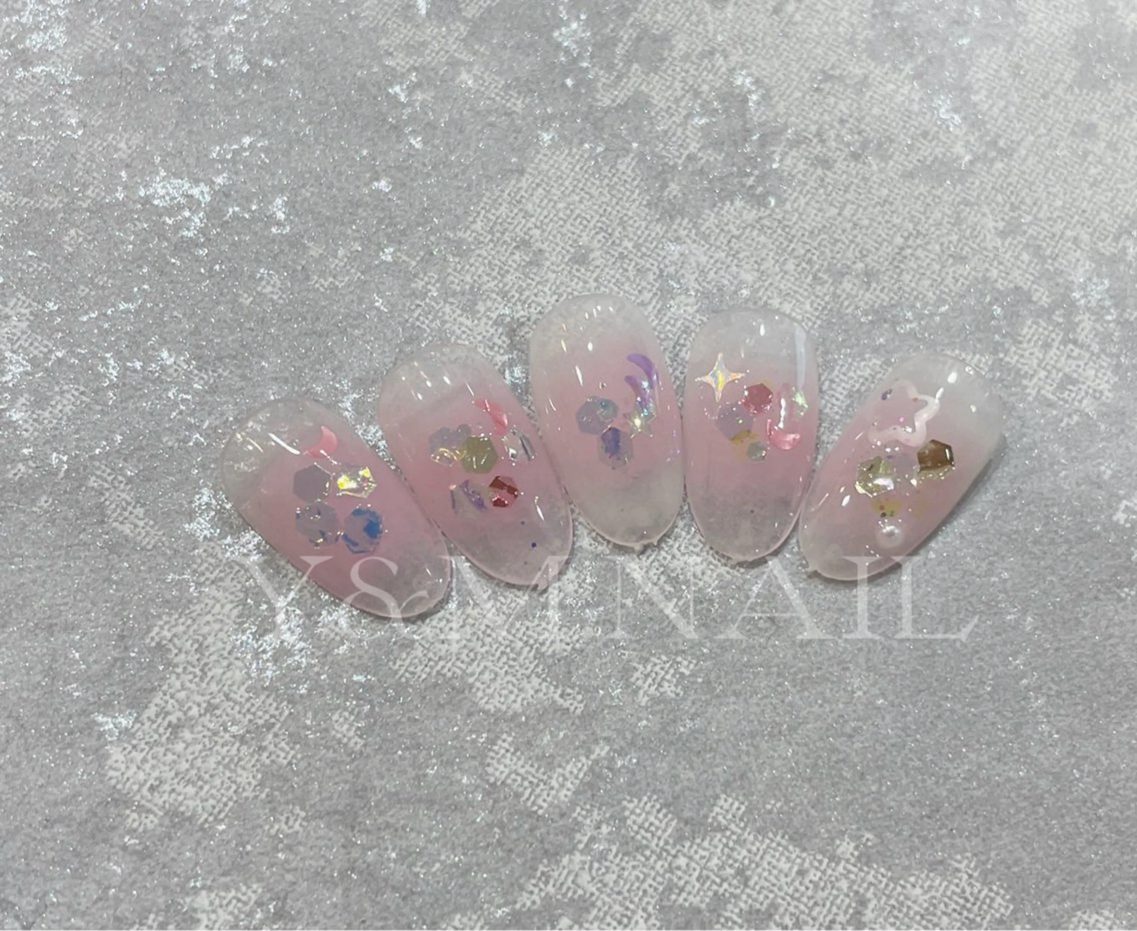 ネイル Ui_Amor (パラジェル)のネイルデザイン