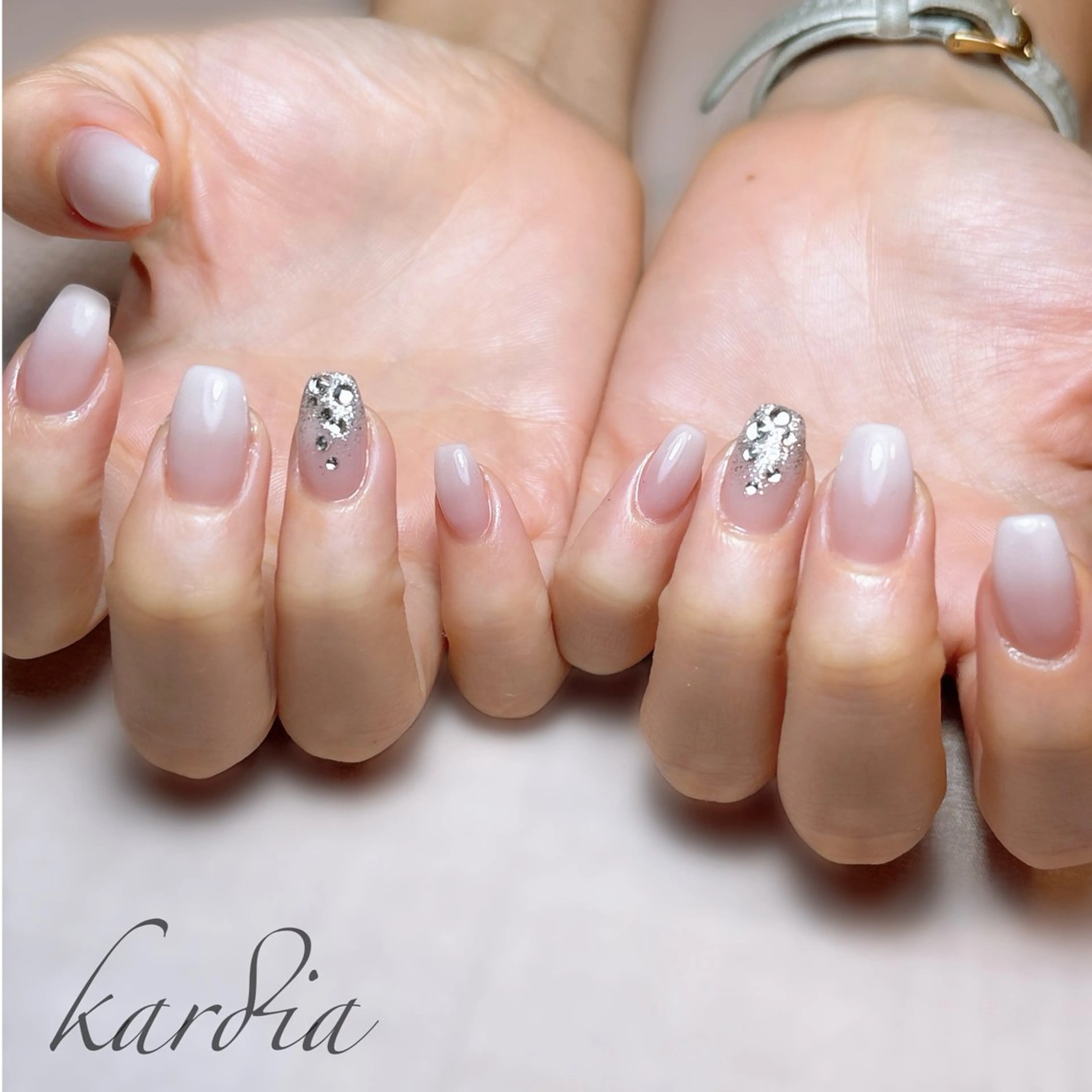 ネイル ハンドネイル καρδιά -ｶﾙﾃﾞｨｱ-のネイルデザイン