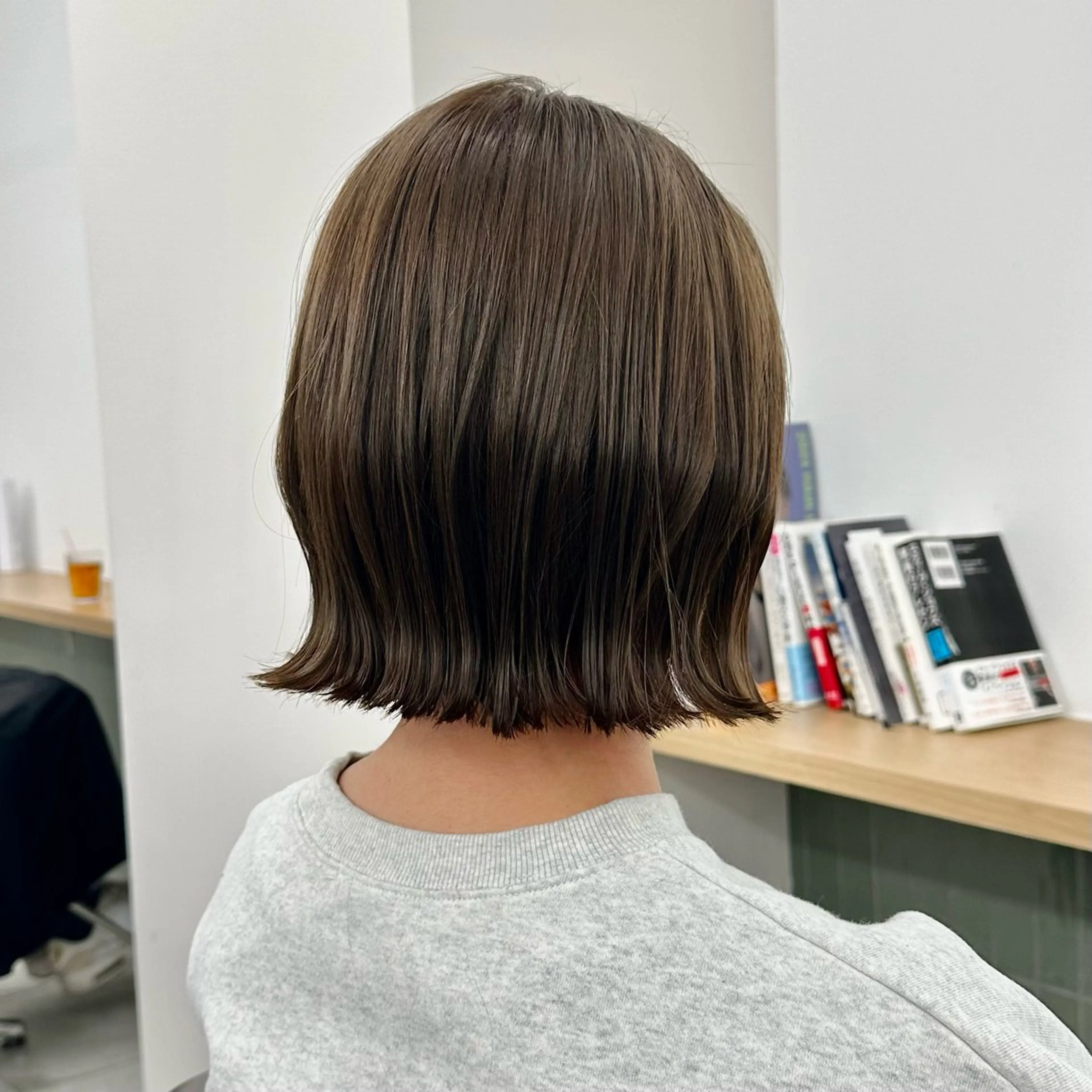 ミディアム カラー カット ヘアカラー トリートメント ブリーチなし/レイヤ ー特化🌈Tommyのヘアスタイル