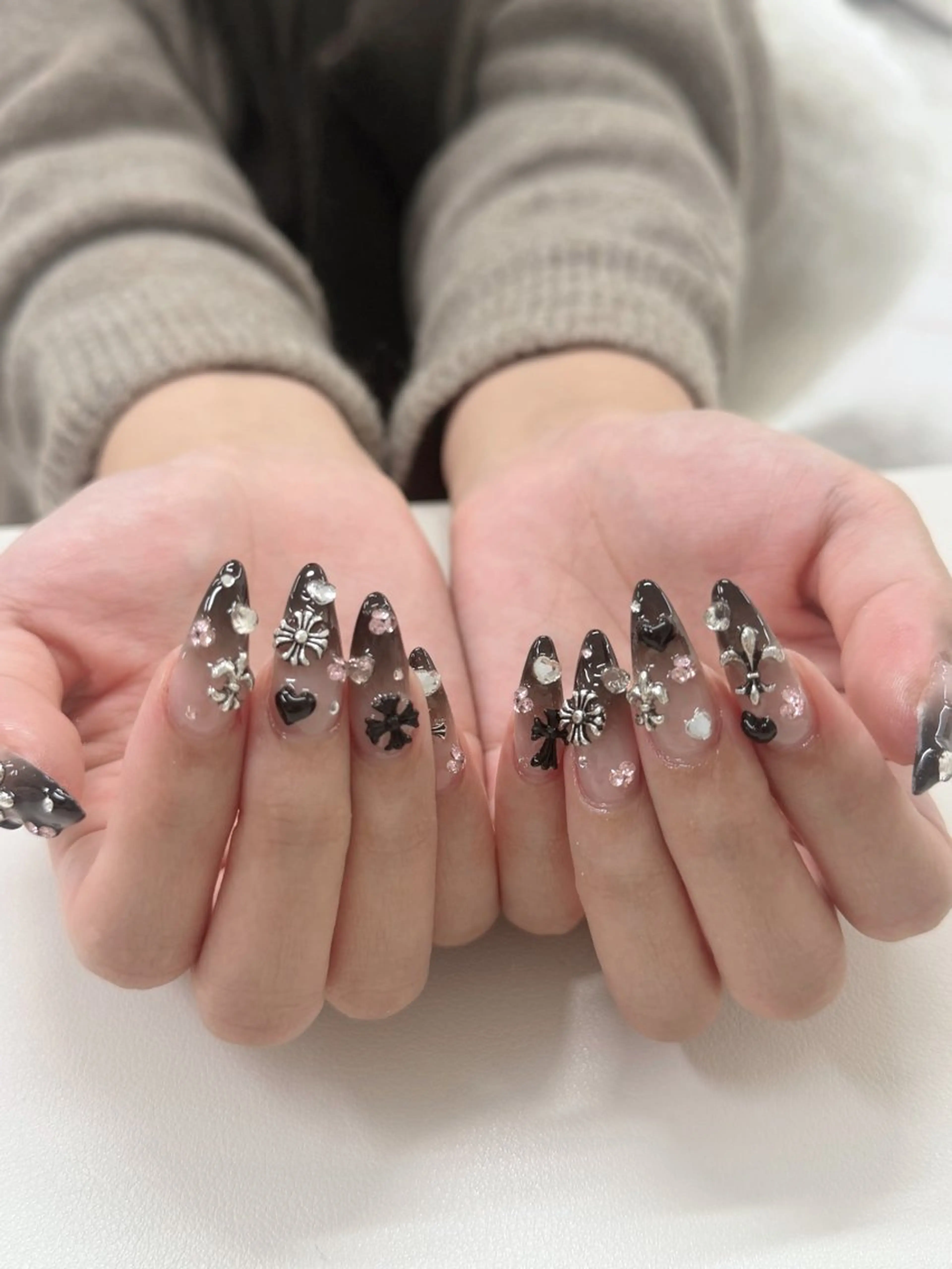 ネイル ハンドネイル MARU Nail Salon所属・落合 明日美のネイルデザイン