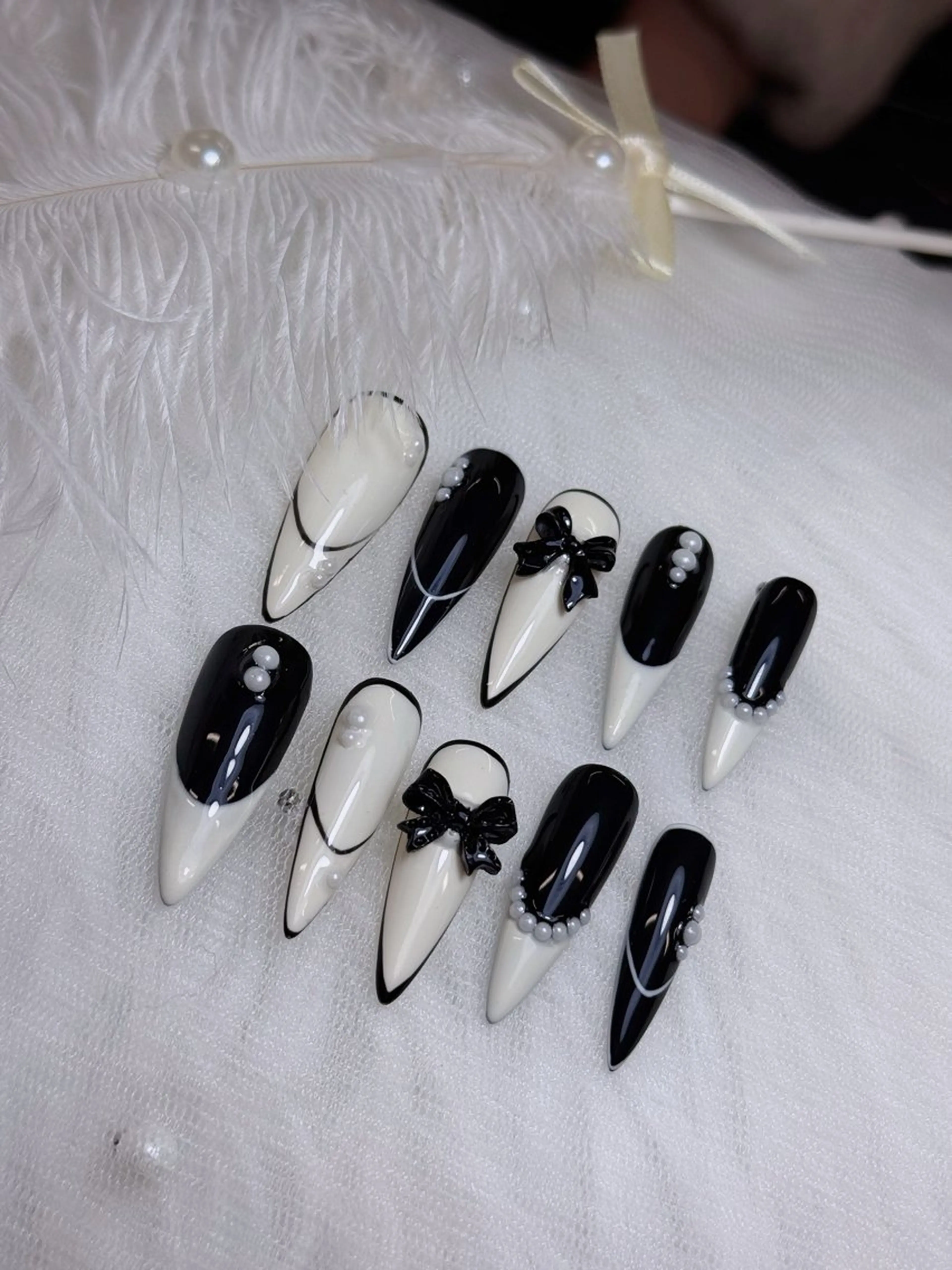 ネイル オーロラネイル チークネイル フットネイル フレンチネイル ハロウィン ハンドネイル Lumi Nail 新大久保3‘のネイルデザイン