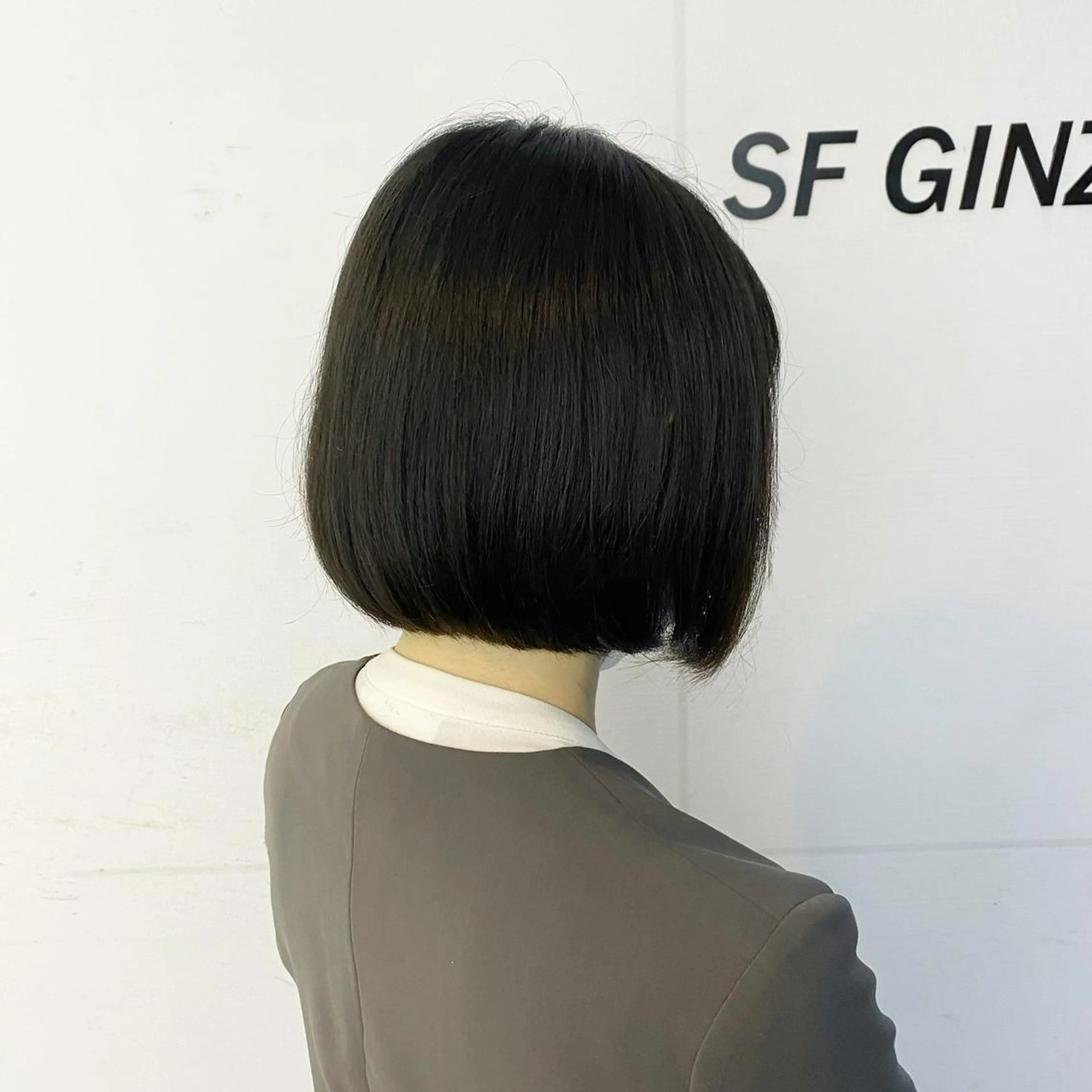 ショート カラー 💕コテ巻き風パーマ 💕KEIYA 💕のヘアスタイル