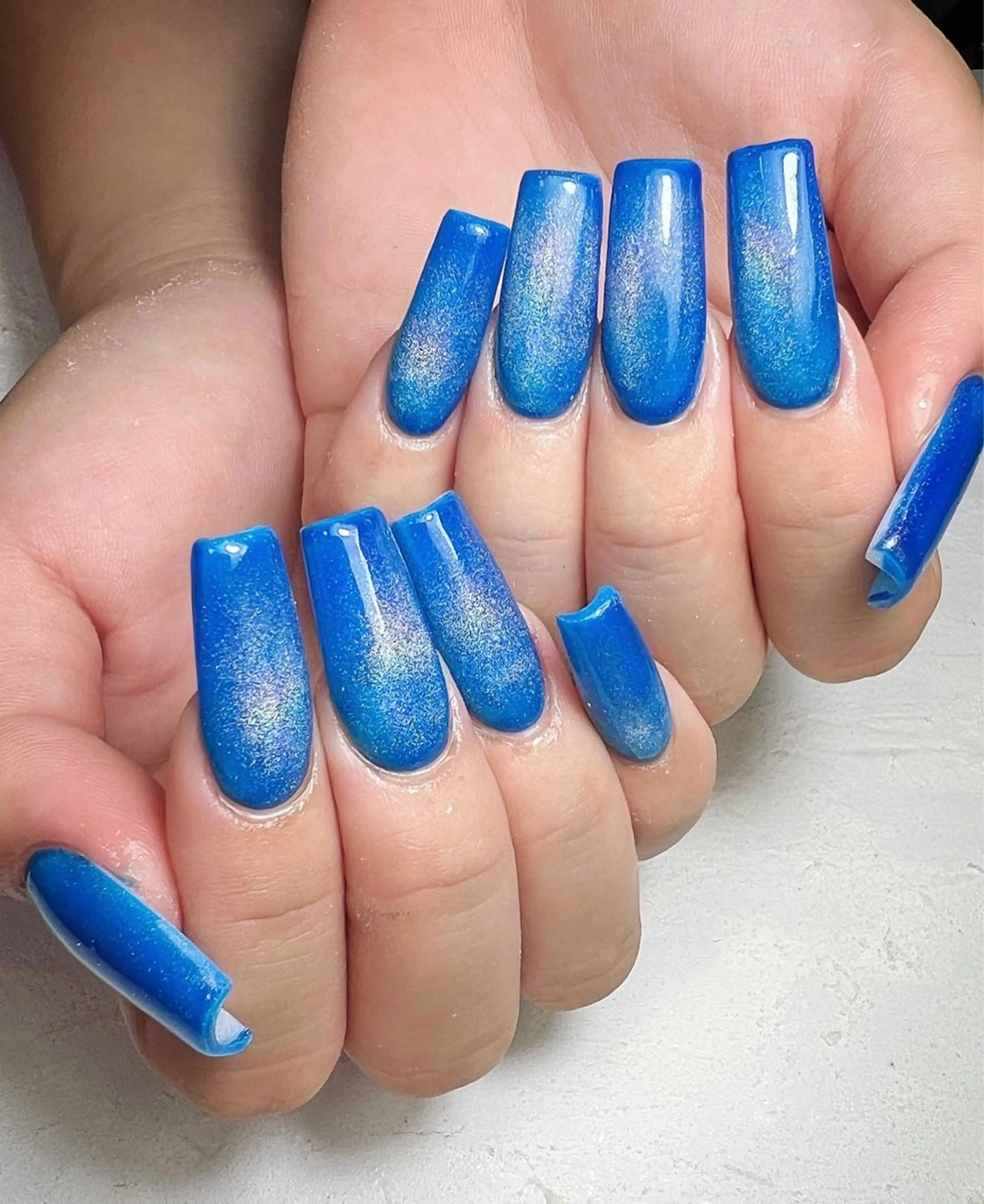 ネイル ブルー マグネットネイル 夏ネイル ハンドネイル ✾ NailRoom Latina🌻💓のネイルデザイン