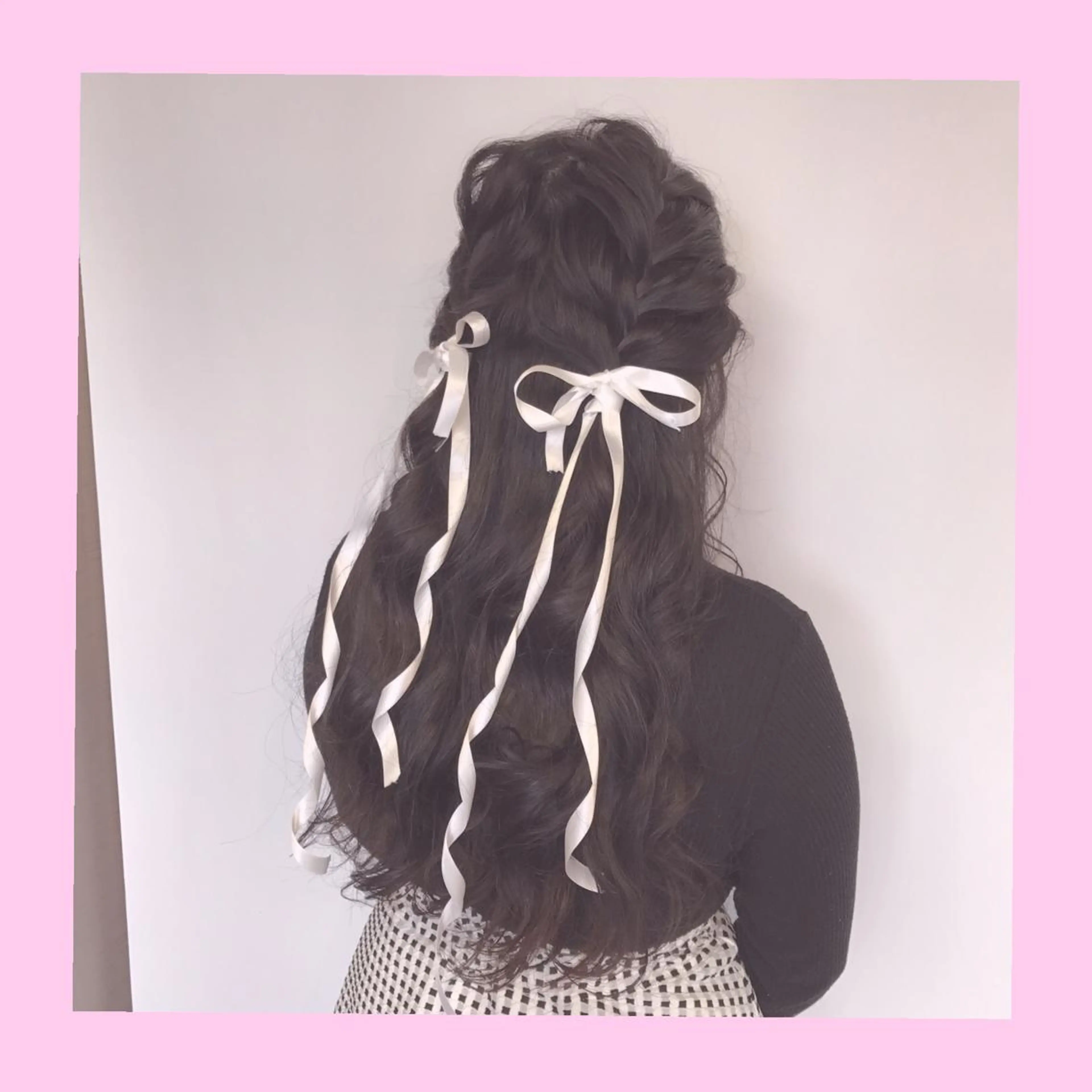 ヘアアレンジ SHIN/レイヤー カット×クロスパーマのヘアスタイル