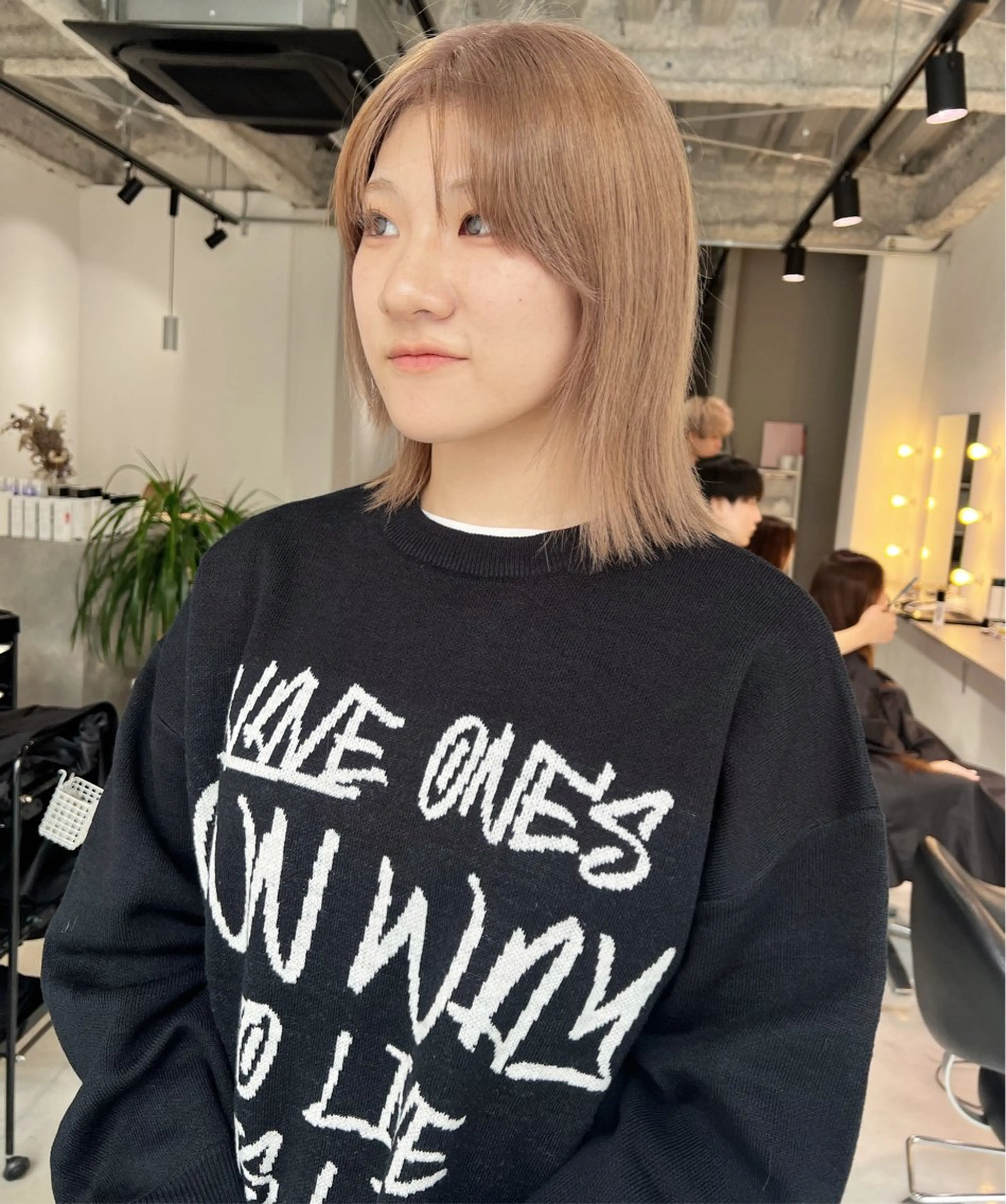ミディアム ALL HAIR所属・ALL HAIR 大河由実のヘアスタイル