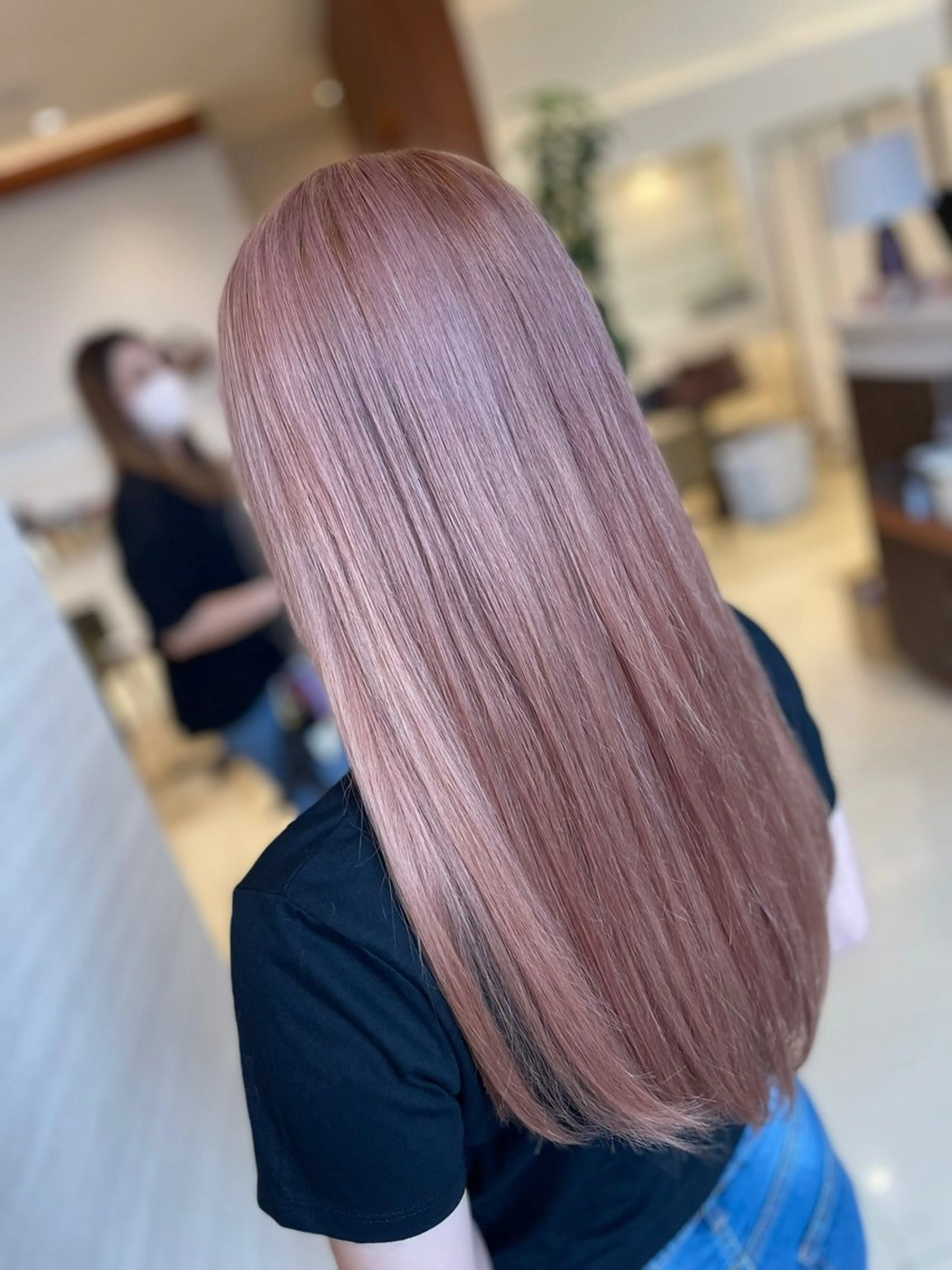 ロング ヘアカラー 仙石 愛のヘアスタイル