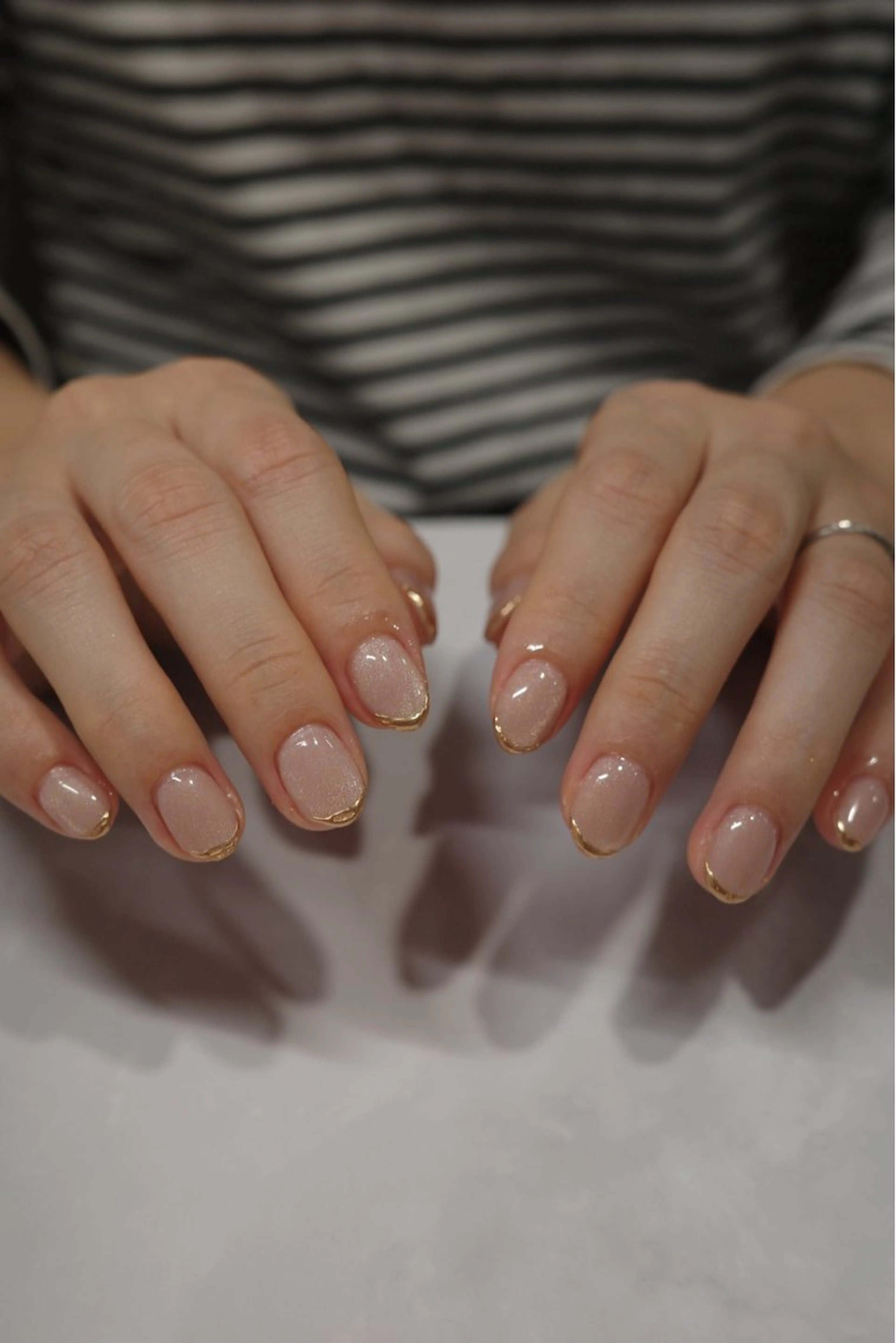 ネイル マグネットネイル ニュアンスネイル シンプルネイル ハンドネイル tete nailstudioのネイルデザイン