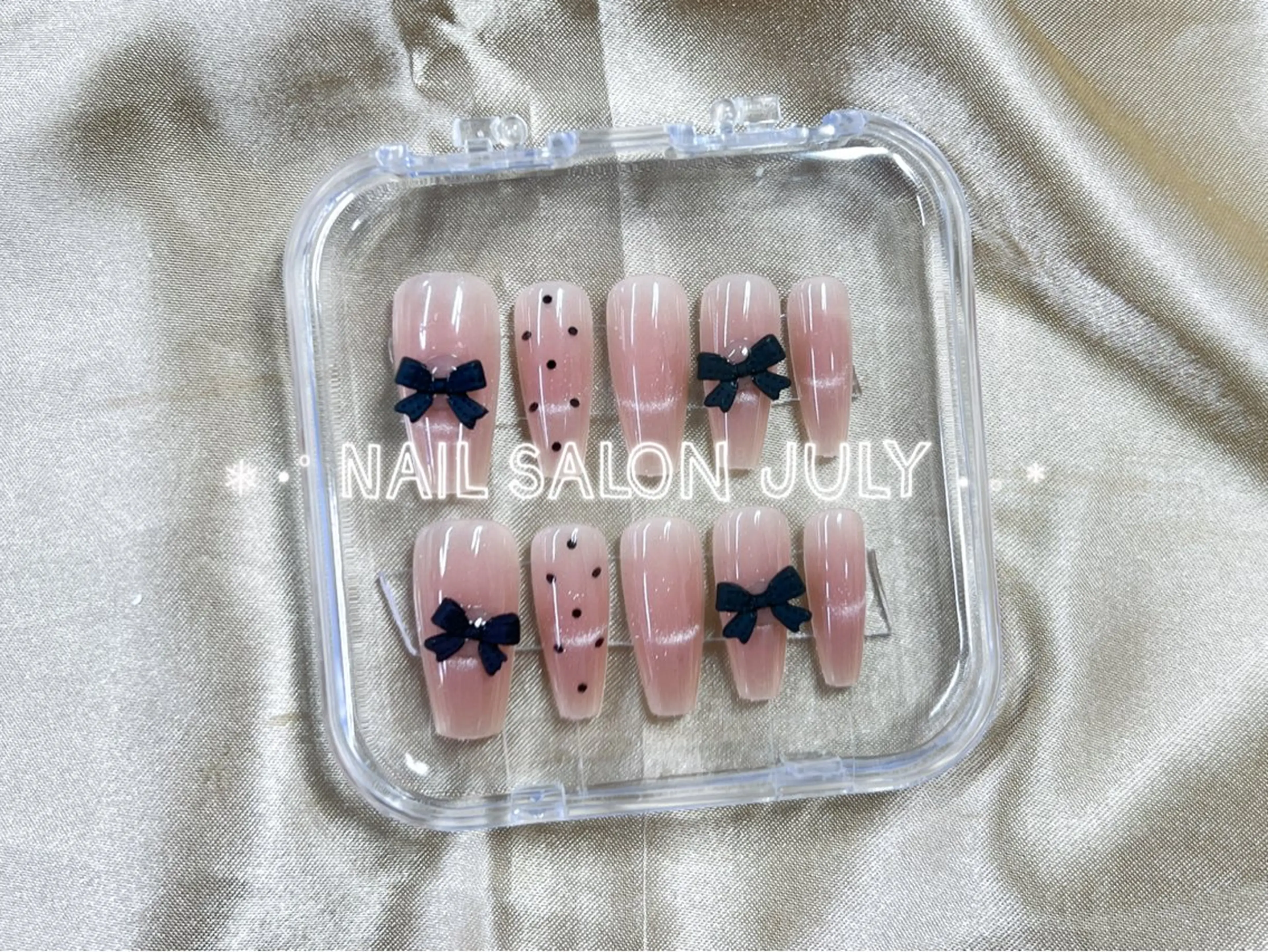 ネイル アートネイル オーロラネイル ジェルネイル ガーリー キラキラネイル ハンドネイル July Salonのネイルデザイン