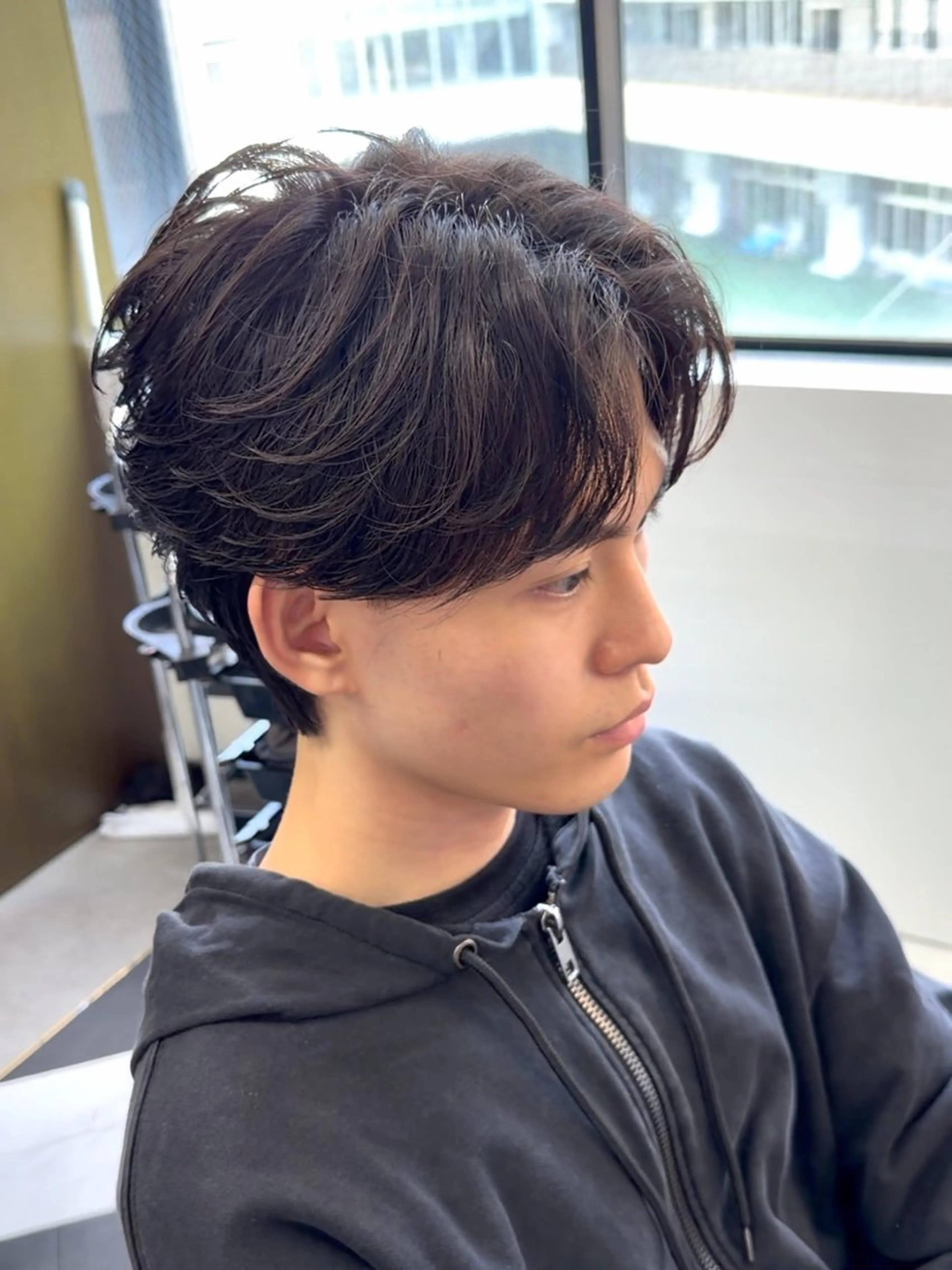 ショート カラー パーマ ヘアアレンジ メンズ 伊藤 陸のヘアスタイル