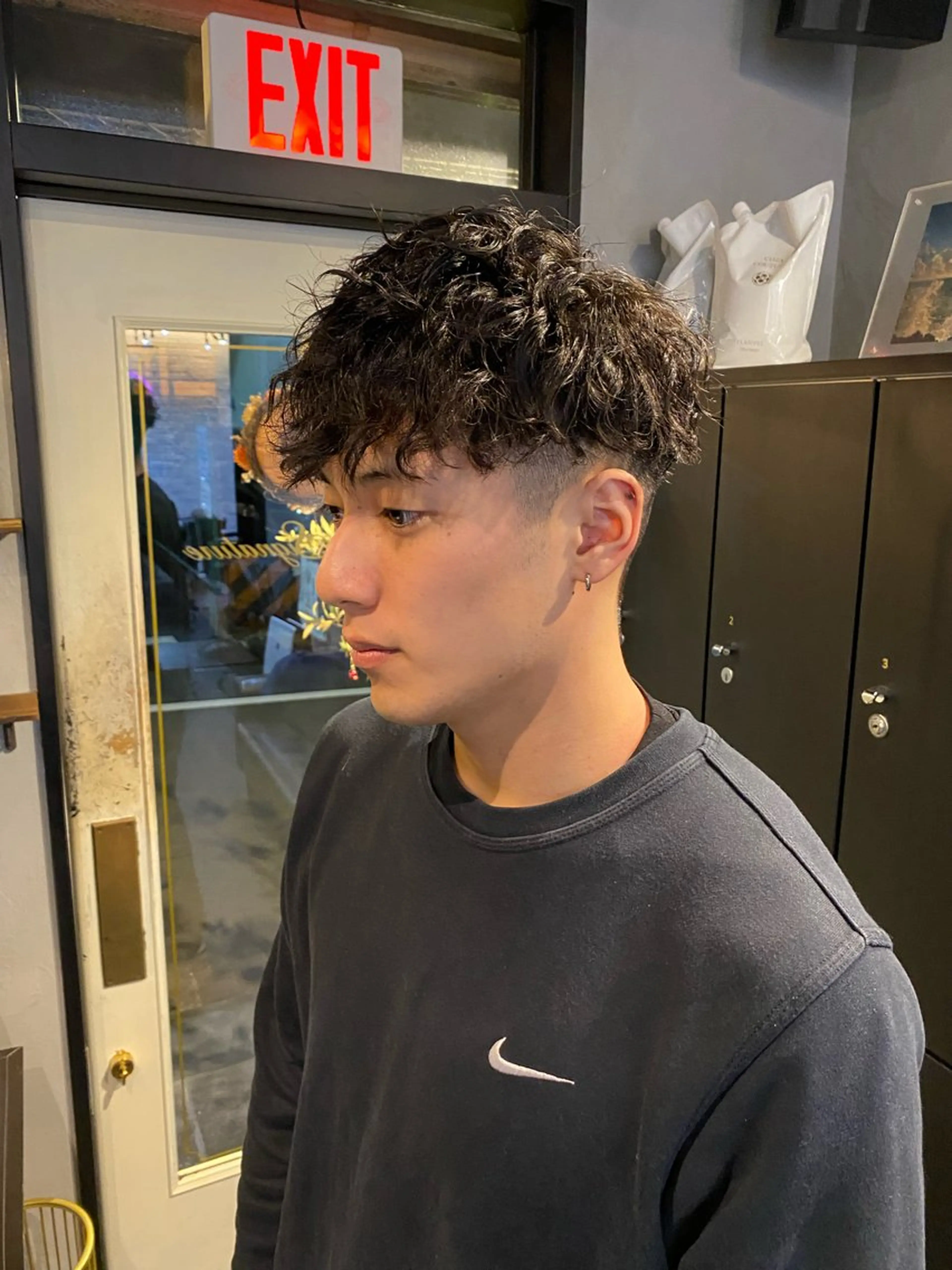 ショート カラー パーマ ヘアアレンジ メンズ キッズ HairSignature所属・ブリーチ指名神戸 No.1美容師RENのヘアスタイル