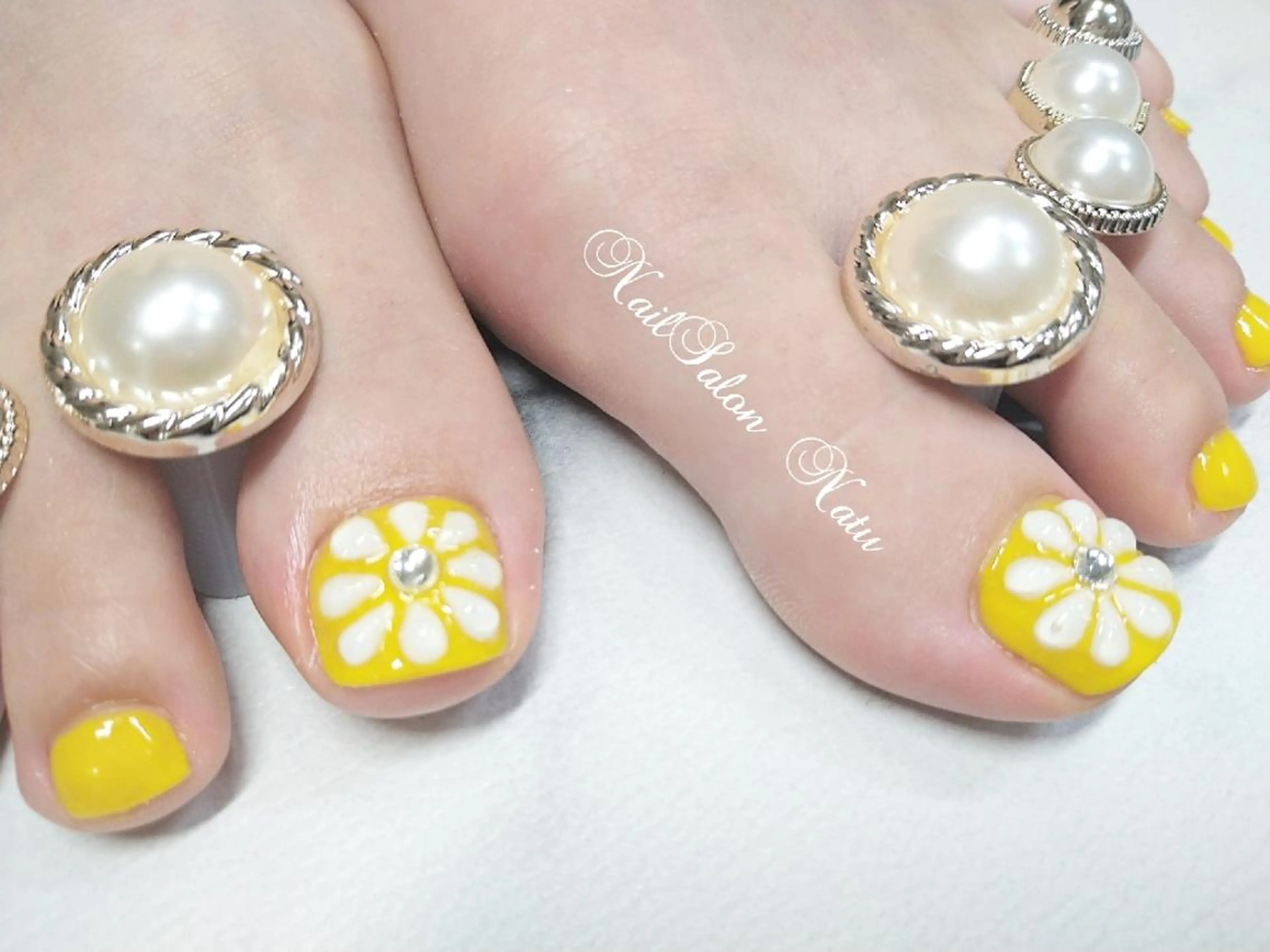 ネイル フラワーネイル ぷっくりネイル nailsalon　 Natuのネイルデザイン