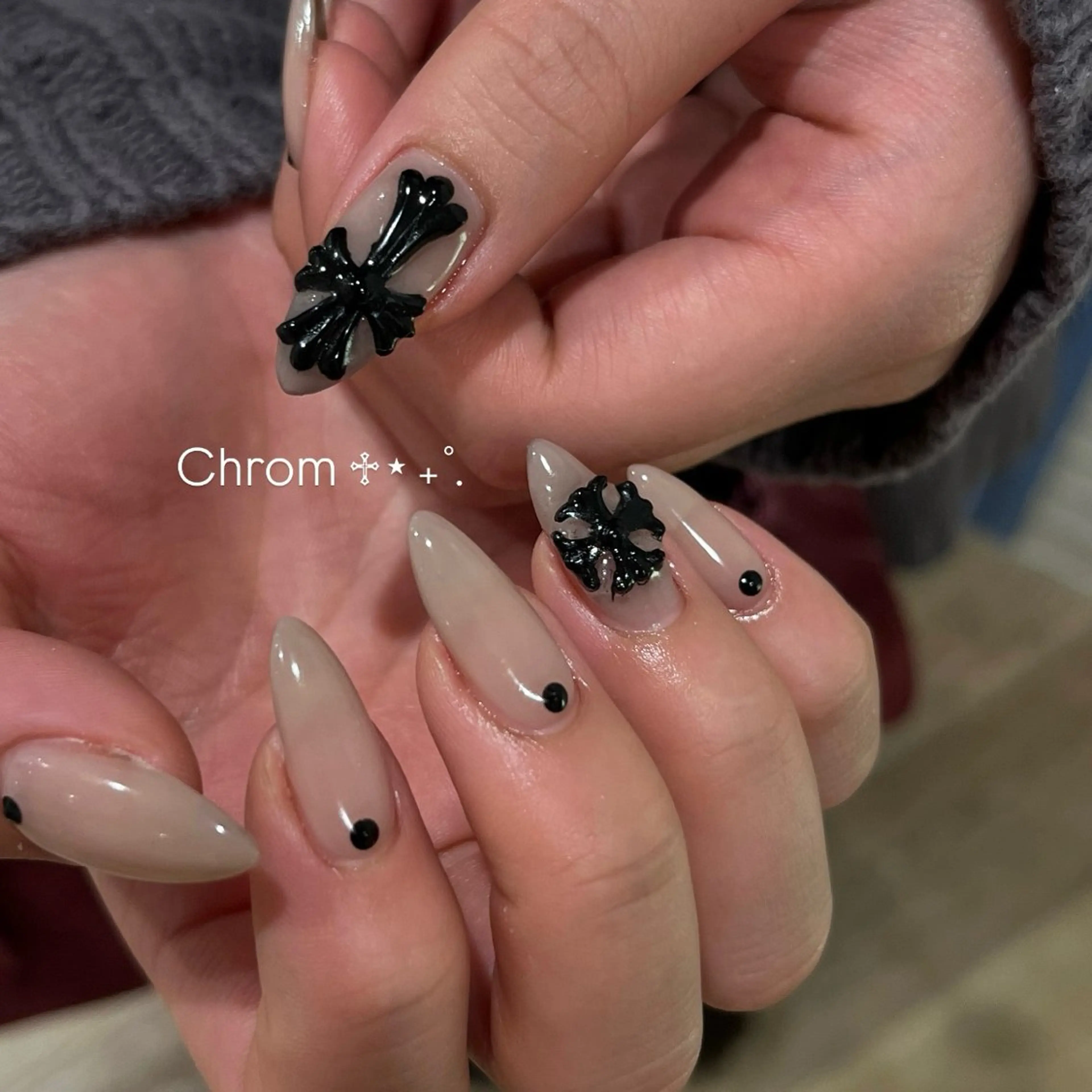 ネイル ハンドネイル ワンホン/キラキラ ネイル💎yukaのネイルデザイン