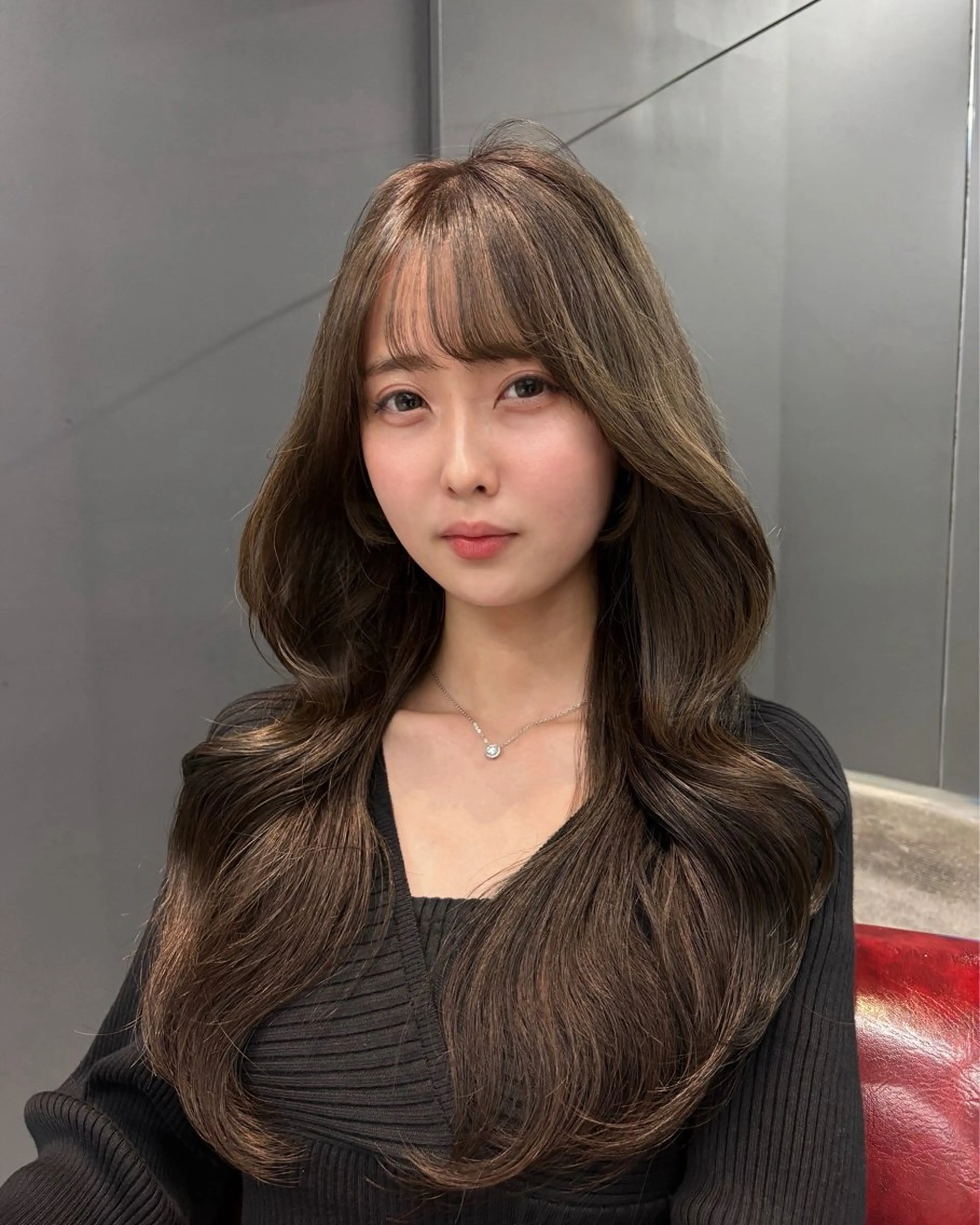 ロング カラー 韓国風ヘア レイヤーカット カット ヘアカラー トリートメント 細井 友貴のヘアスタイル