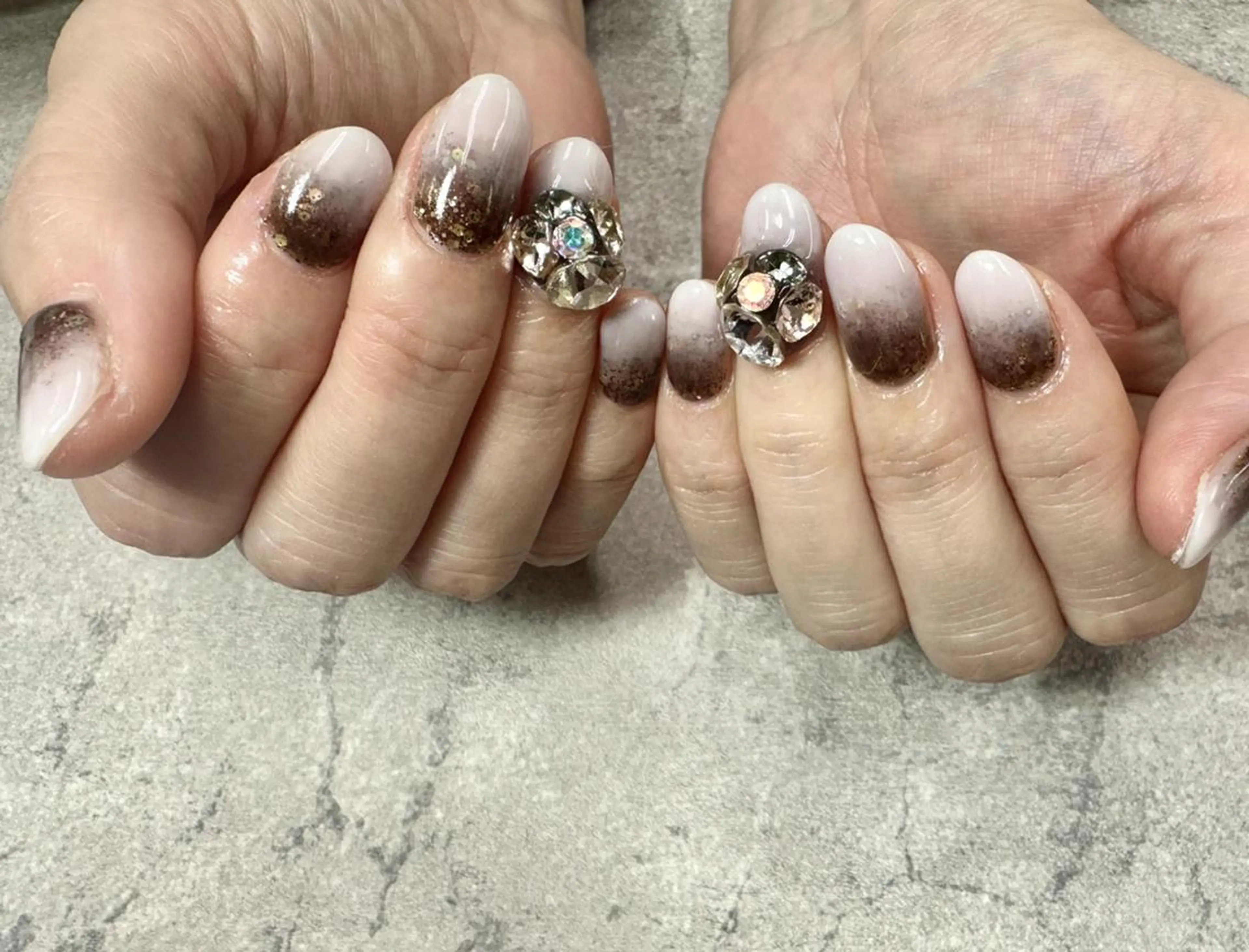 ネイル アートネイル ブラウン フレンチネイル ジェルネイル ガラスフレンチ ハンドネイル ハンドケア FASTNAIL PLUS 新宿店のネイルデザイン