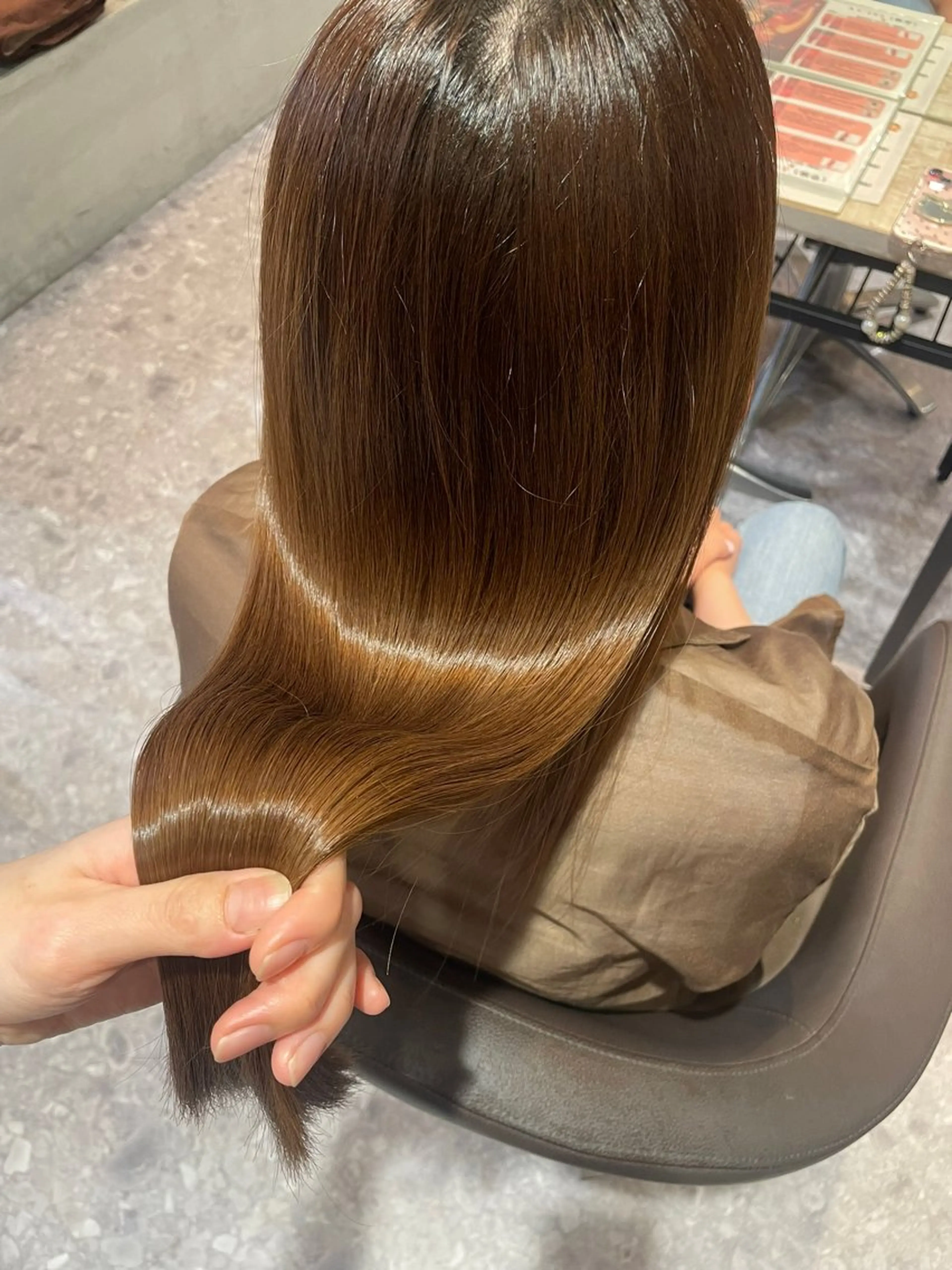 ロング カラー 髪質改善カラー🌈✨ 加藤 愛のヘアスタイル