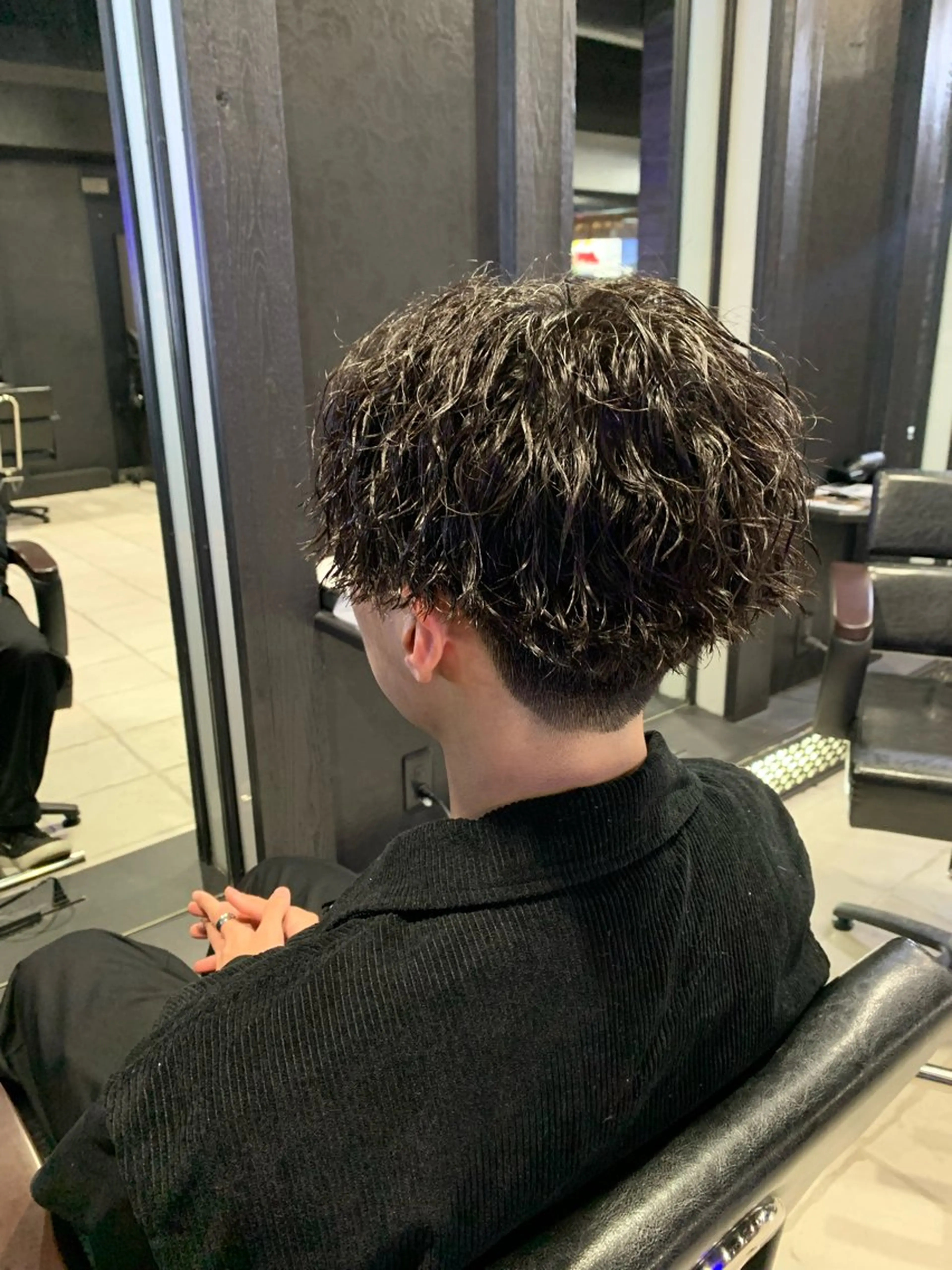 ミディアム メンズ センターパート カット パーマ ヘアセット メンズパーマ/難波/ 心斎橋　室園亮佑のヘアスタイル