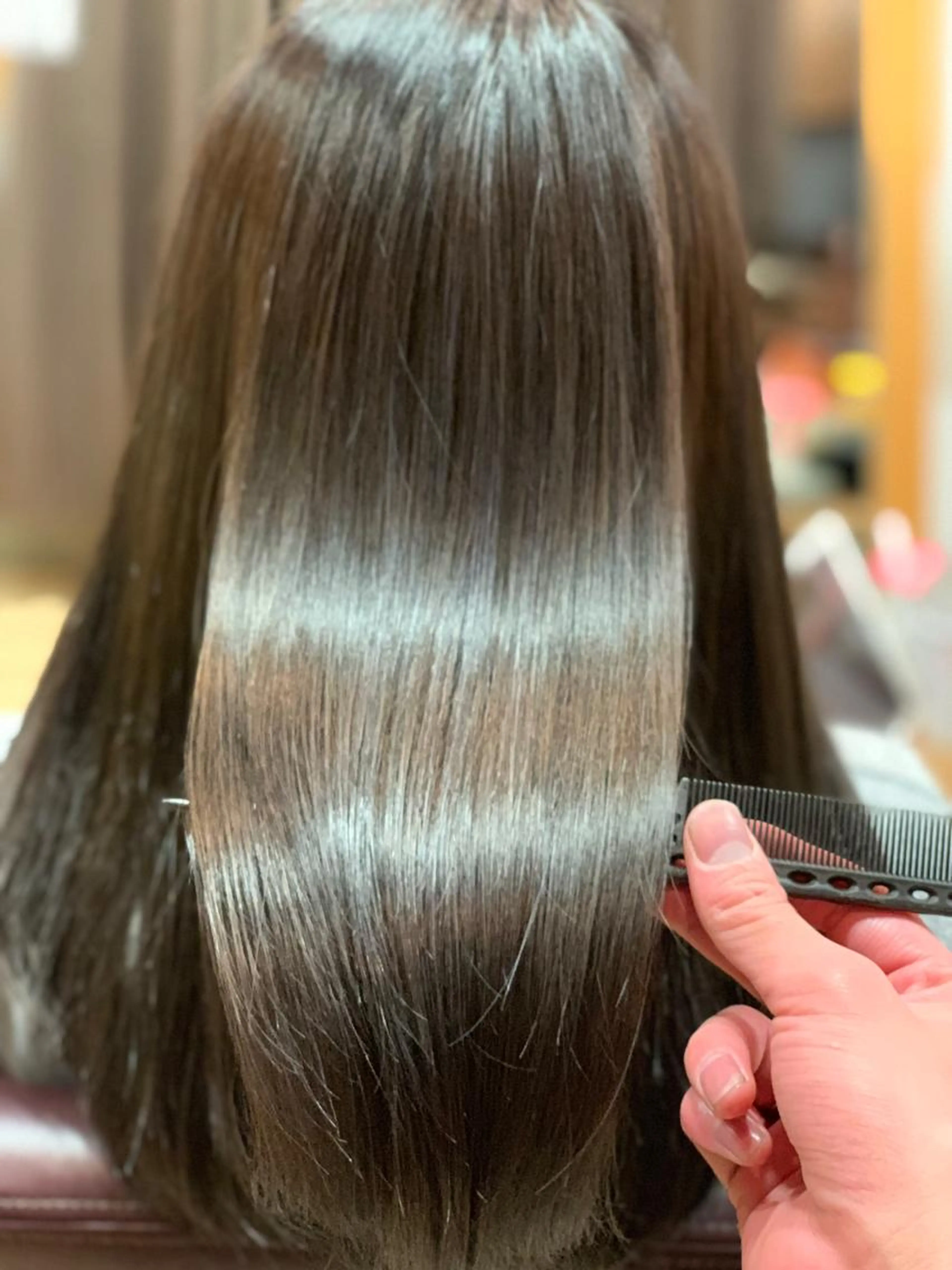 髪質改善トリートメント＋カラー(カットなし）の写真