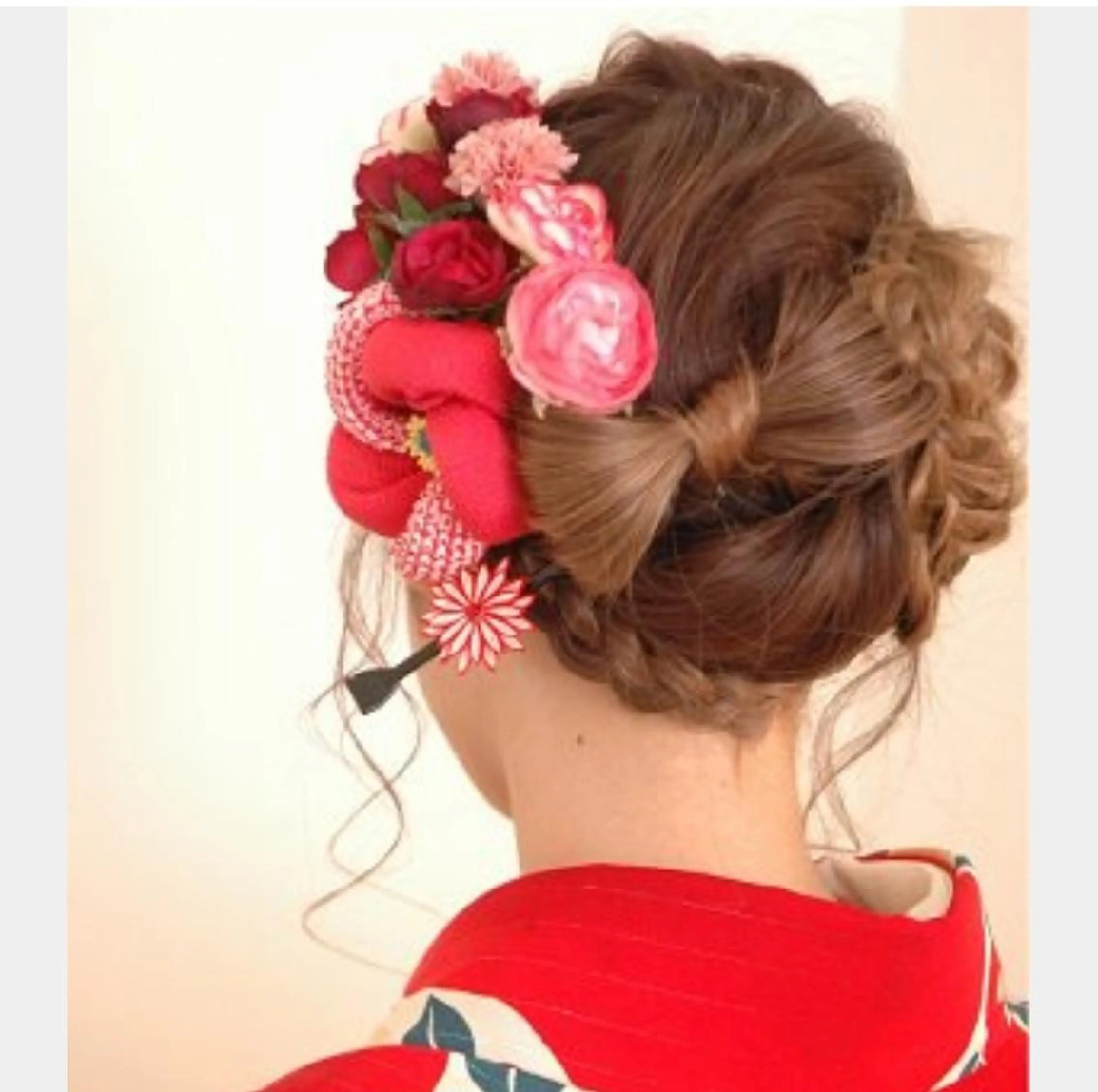 ロング ヘアアレンジ EMANON 心斎橋所属・デザインカラー /aiのヘアスタイル