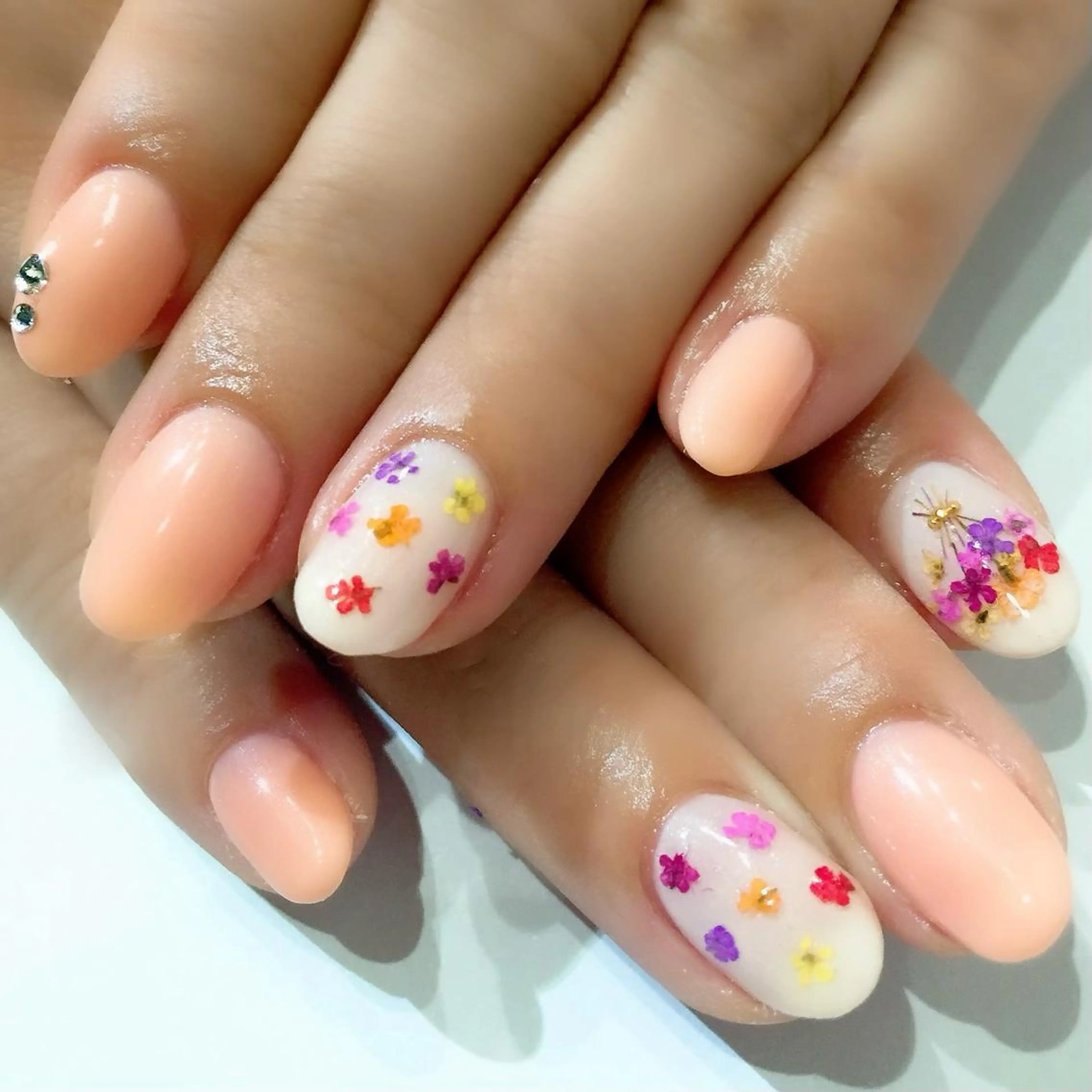 ネイル フラワーネイル ESPERANZA NAIL所属・SASAKI NOZOMIのネイルデザイン