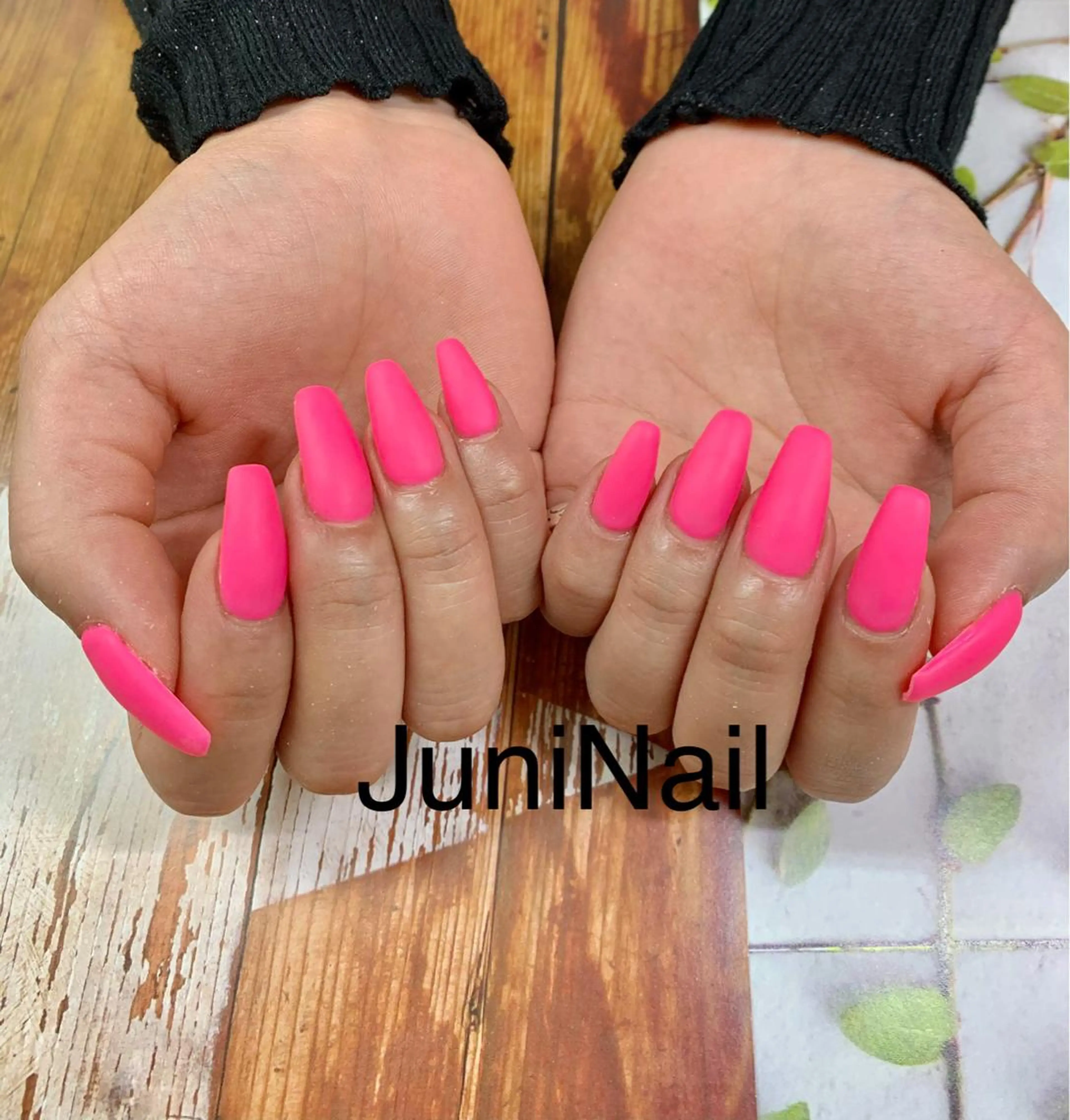 ネイル ハンドネイル JuniNail 주니네일🇰🇷suのネイルデザイン