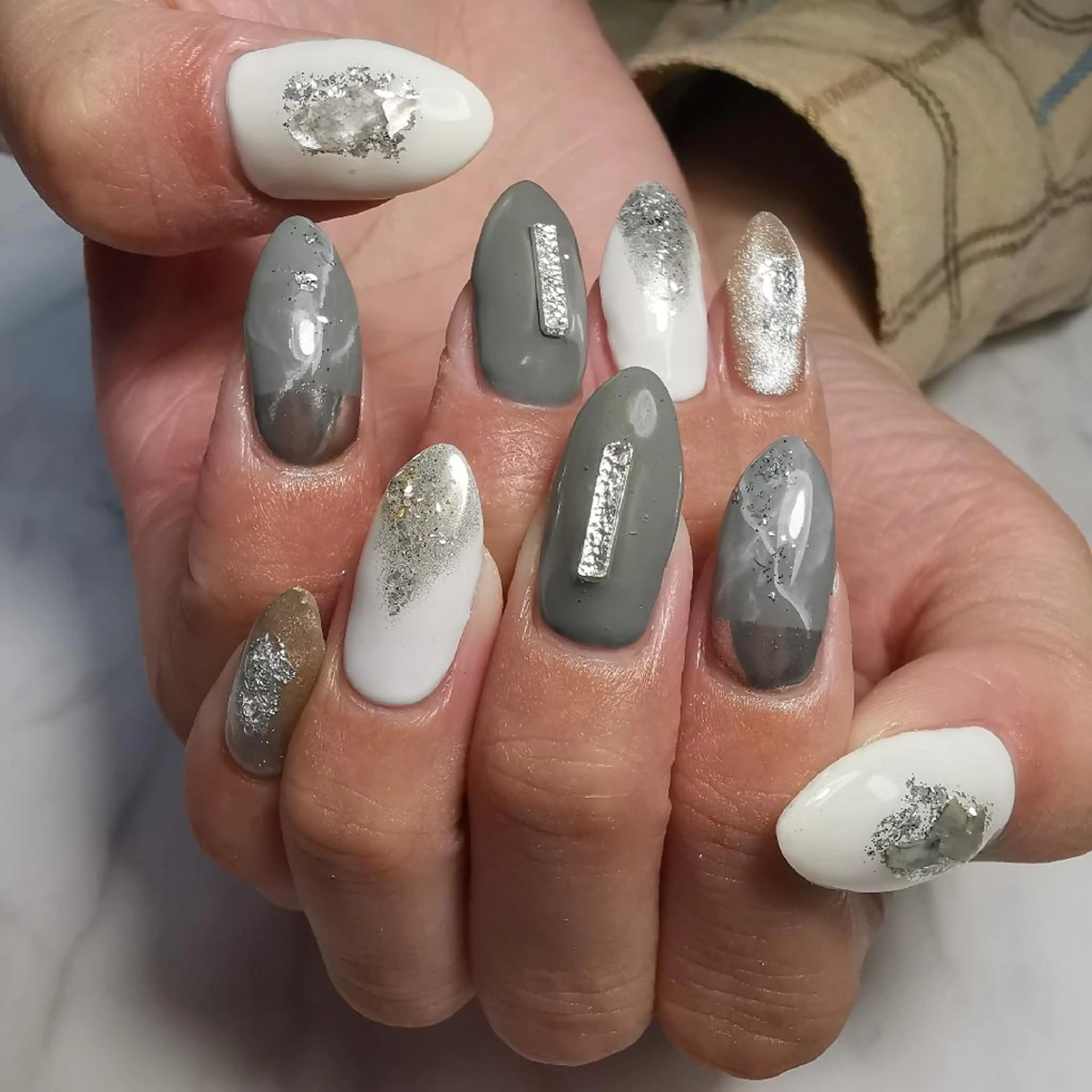 ネイル 持ち込み ハンドネイル reve あやののネイルデザイン