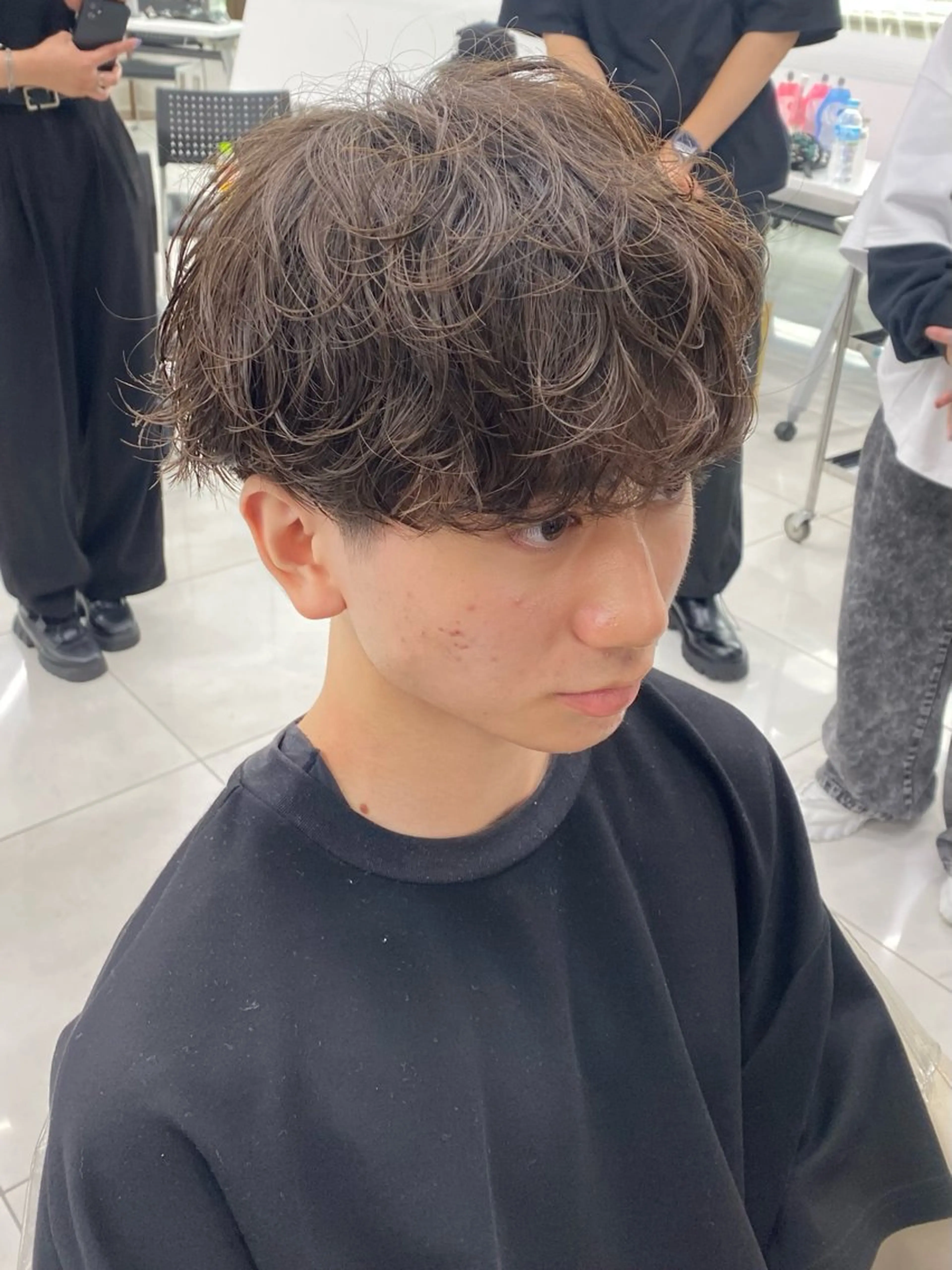 ショート パーマ メンズ カット パーマ トリートメント メンズ特化型美容師 栗山勇人のヘアスタイル