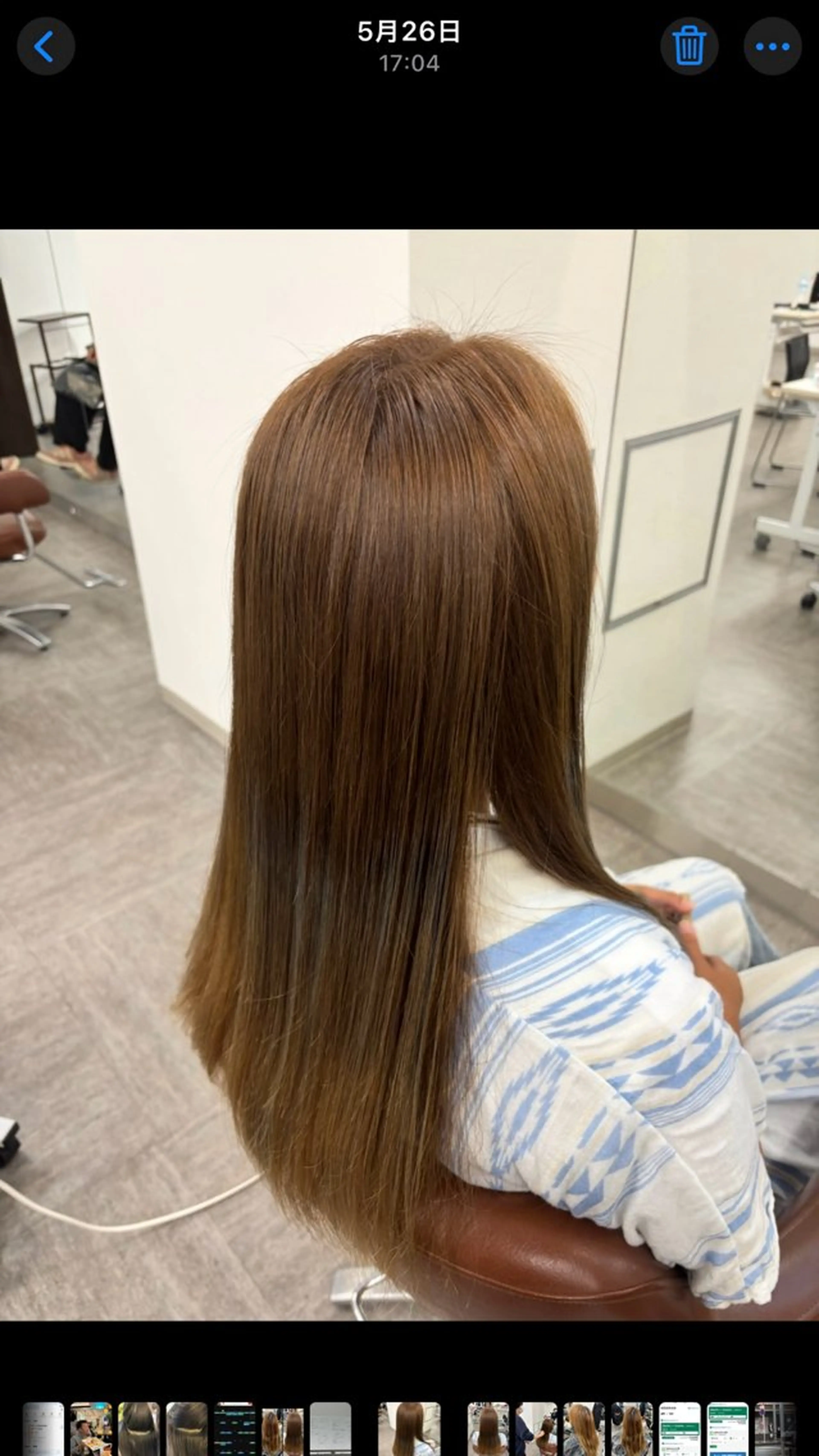 セミロング ヘアカラー com’sLibli 澤井凜のヘアスタイル