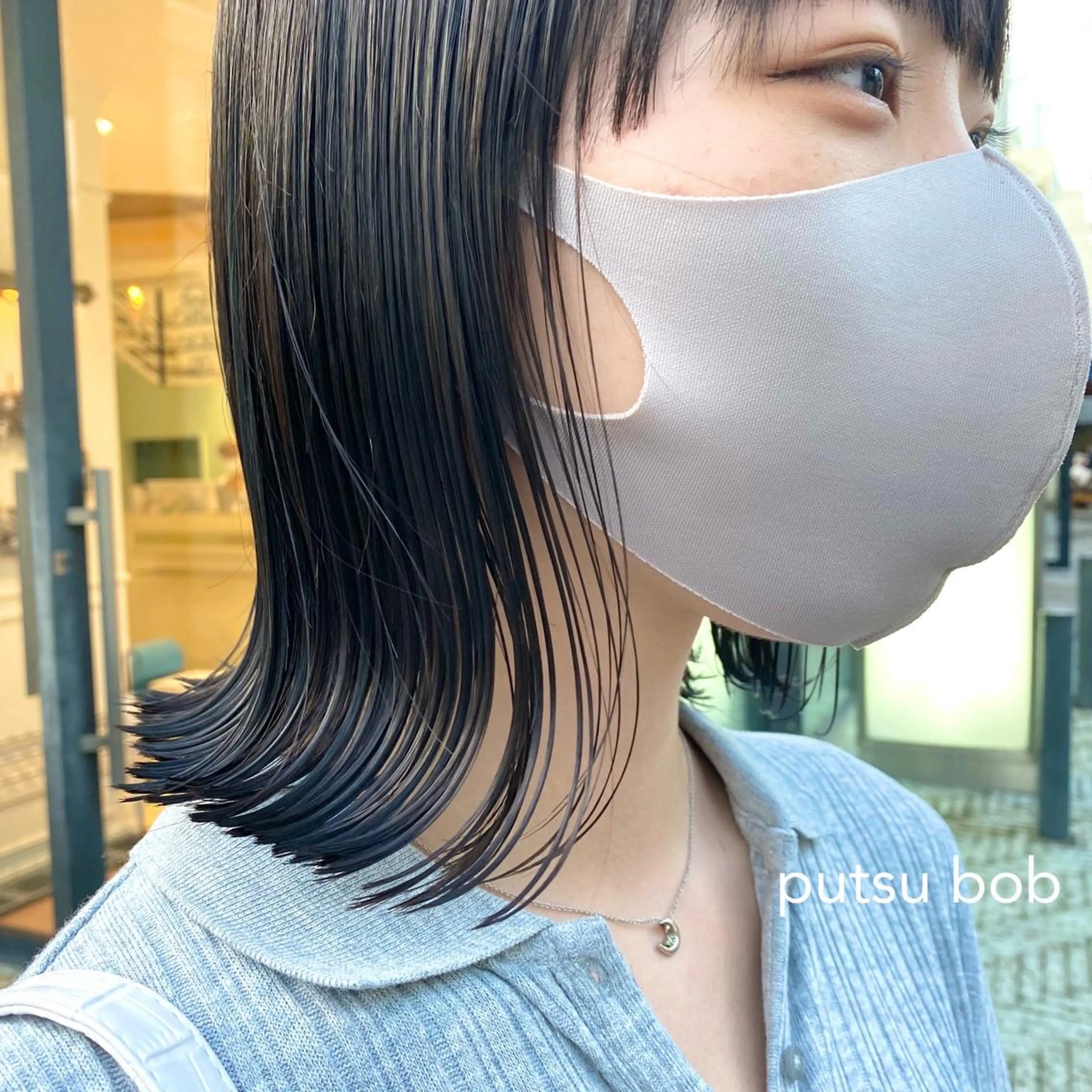 ショート 切りっぱなしボブ ボブ センターパート/ 暖色カラーayuのヘアスタイル