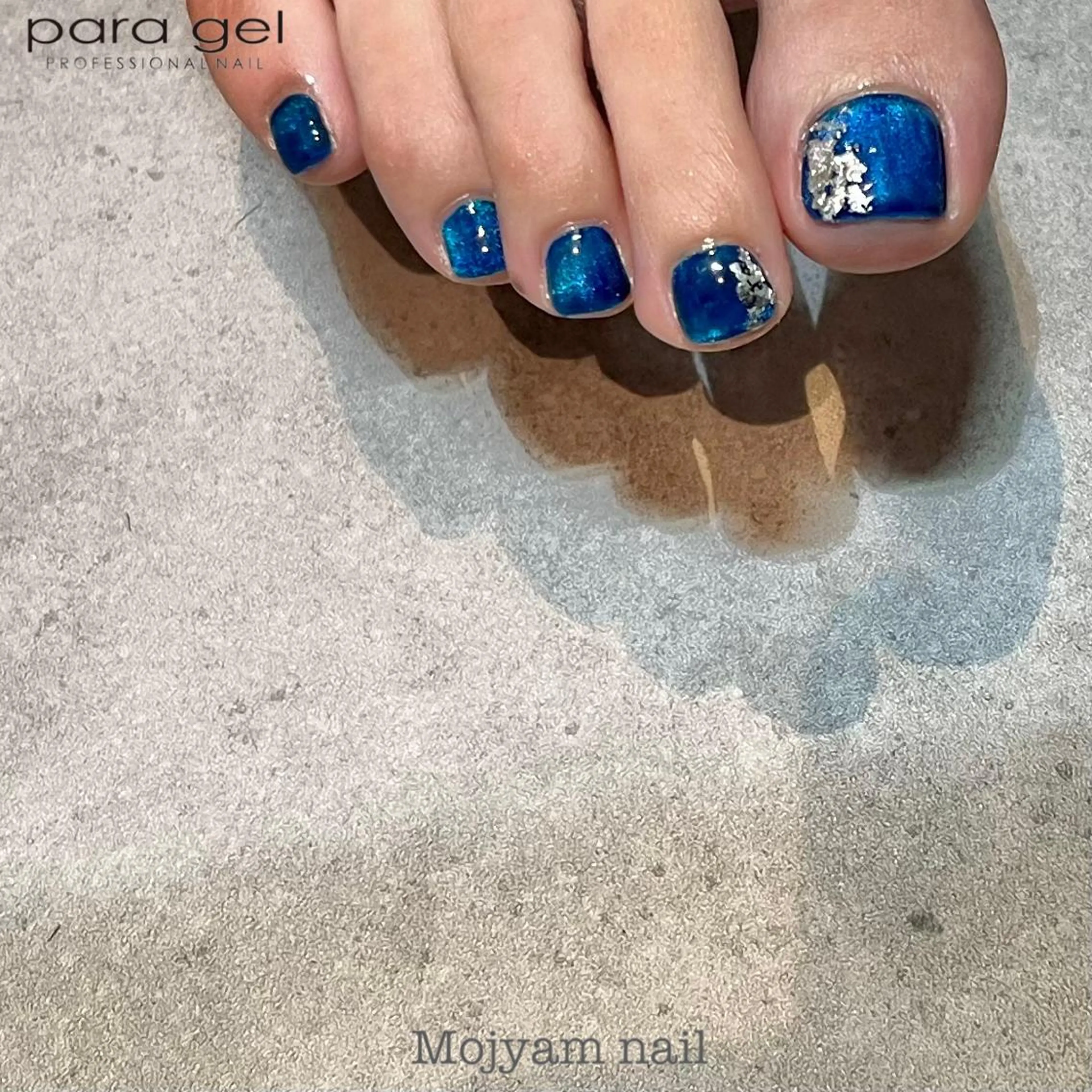 ネイル ブルー フットネイル マグネットネイル ネイビー シルバー フットネイル Mojyam nail所属・松本 実咲のネイルデザイン