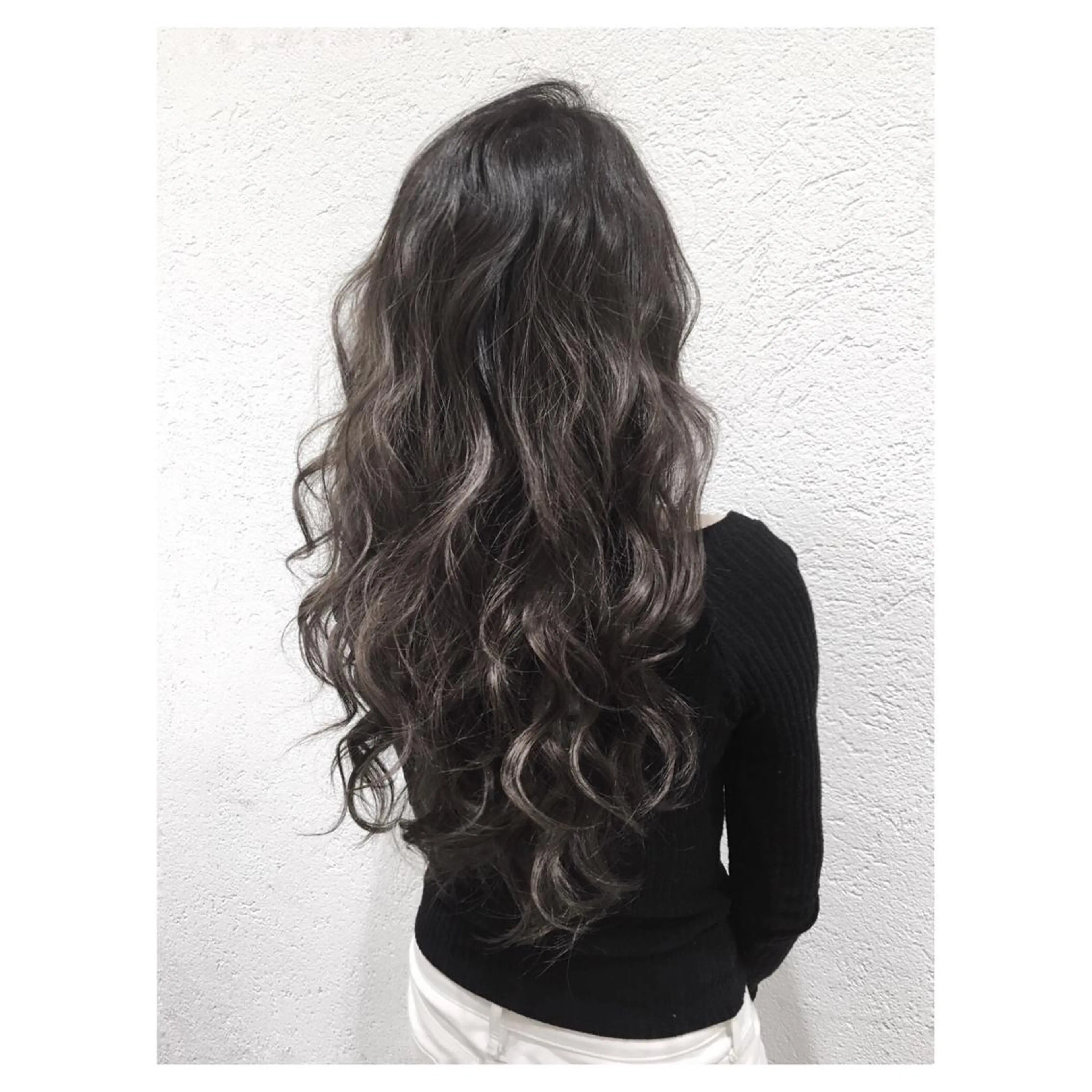 セミロング ロング カラー イルミナカラー biscohair 髪にドラマを。のヘアスタイル