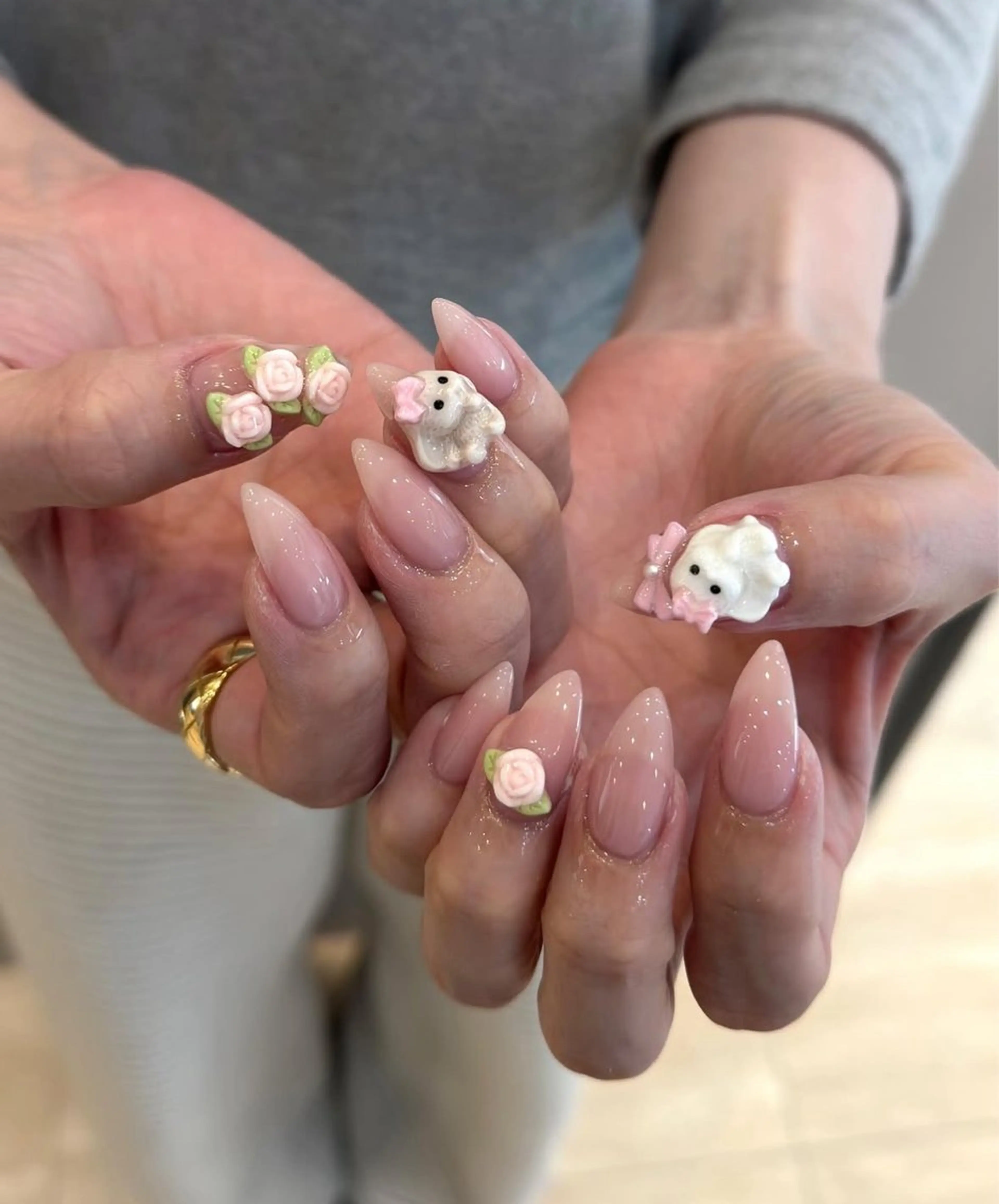 ネイル 長さ出し グラデーション キラキラネイル 韓国ネイル ラメ(グリッター) ハンドネイル ハンドケア Chisa Nail Studio所属・リ リのネイルデザイン
