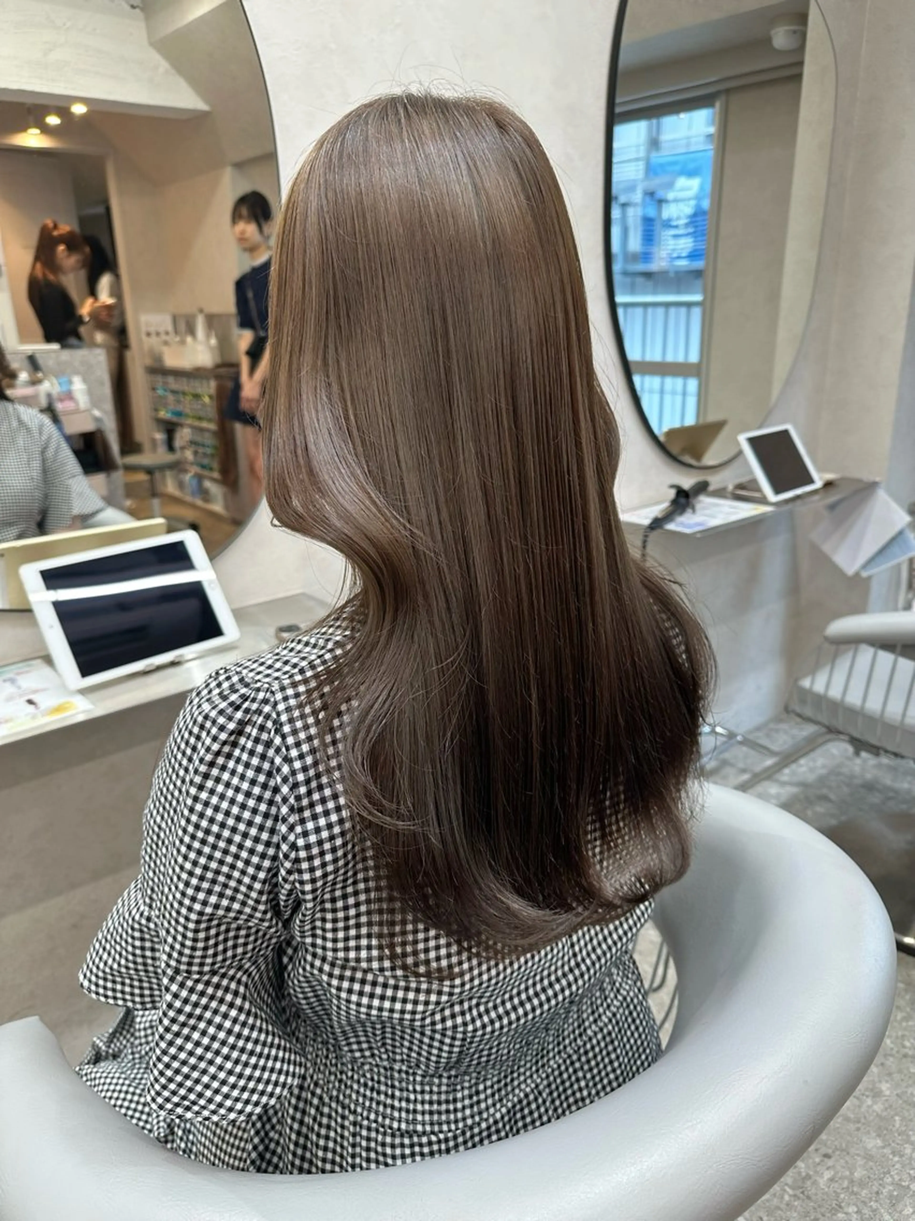 ロング シールエクステ エクステ 顔周りカット ハッシュカット ハイライト カット ヘアカラー トリートメント 新宿/韓国レイヤー/ 髪質改善/佐藤航のヘアスタイル