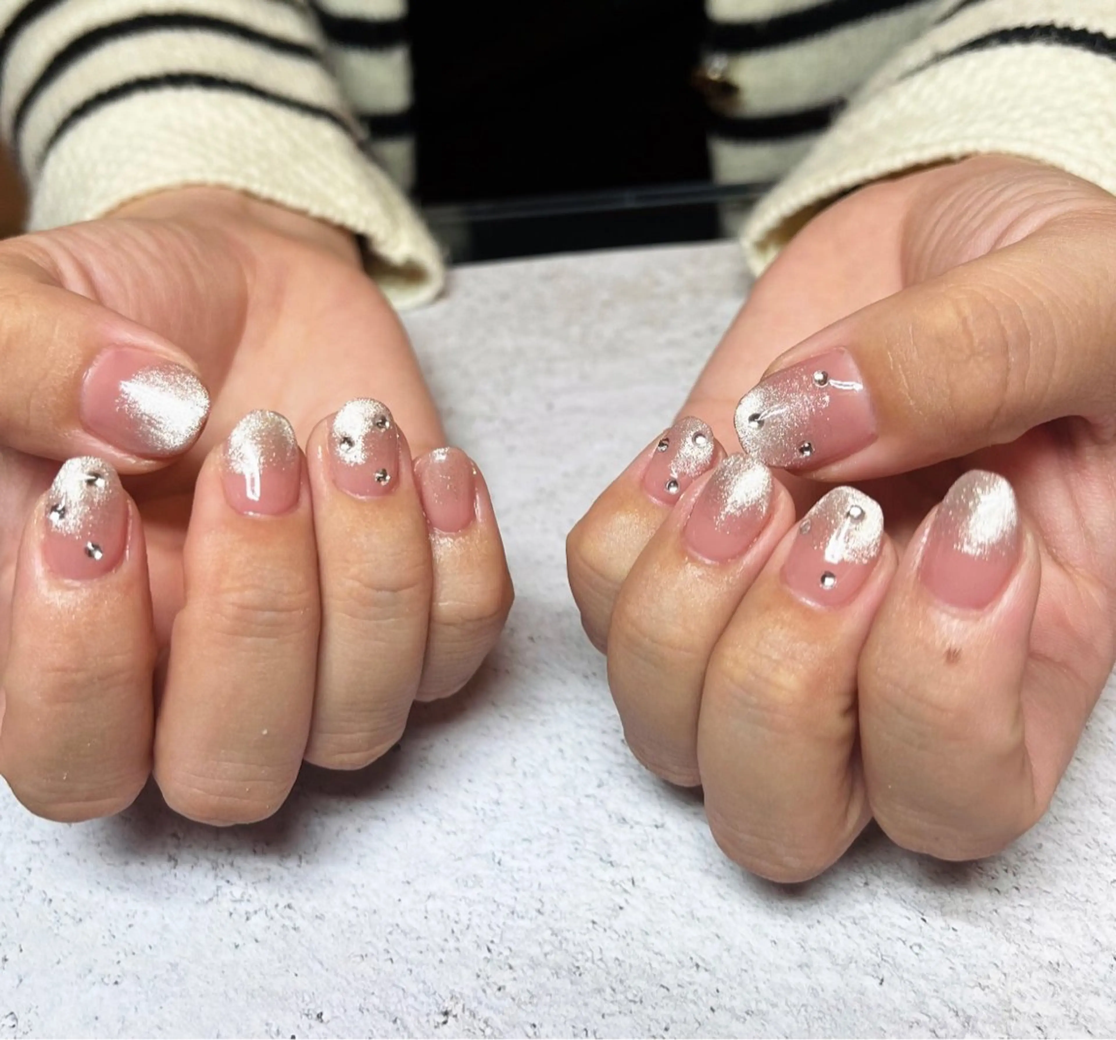 ネイル グラデーション マグネットネイル ハンドネイル HazeGrass NAILのネイルデザイン